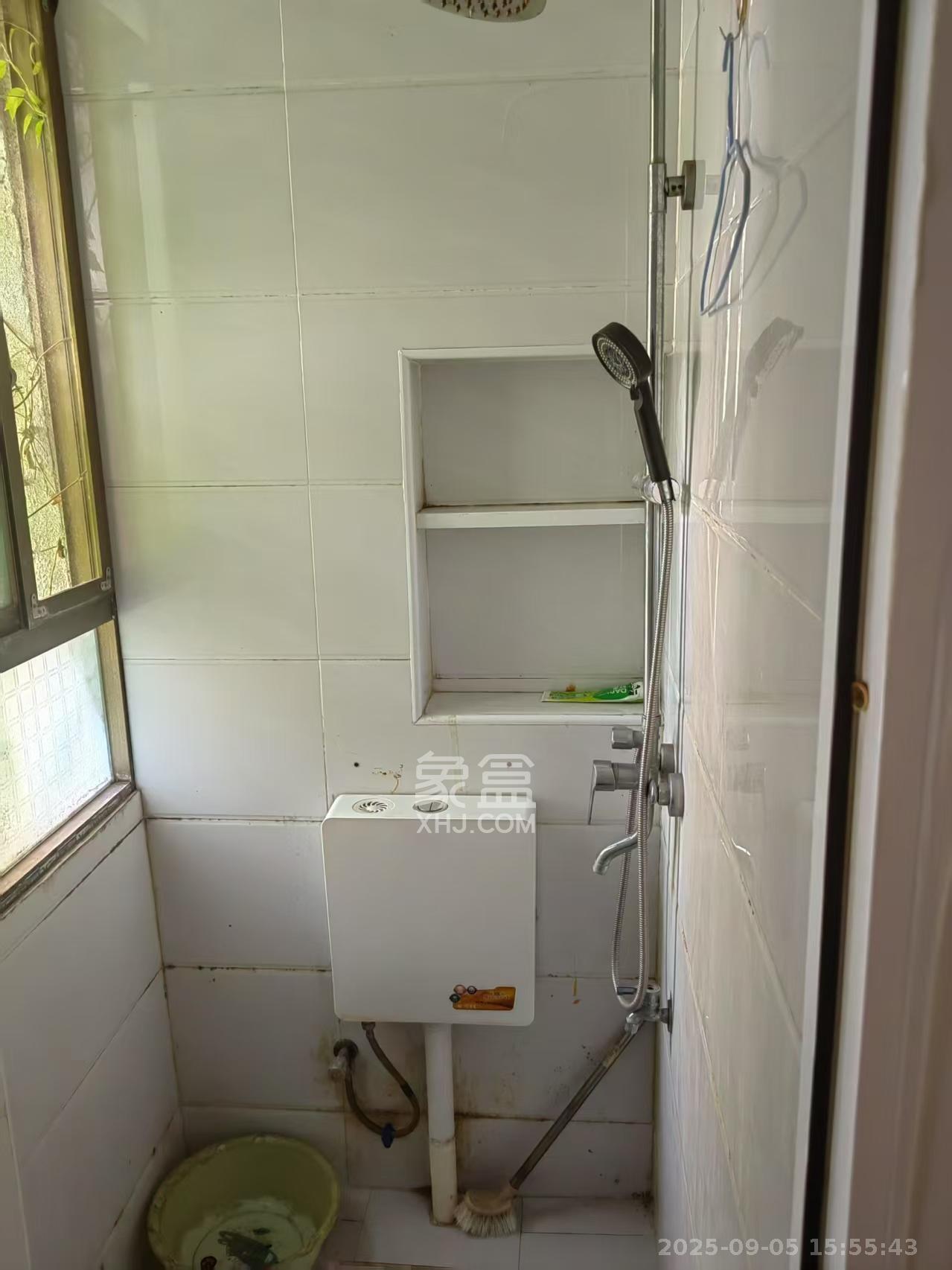 丰盈里散盘（丰盈里、丰盈西里）  3室1厅1卫    1500.0元/月室内图