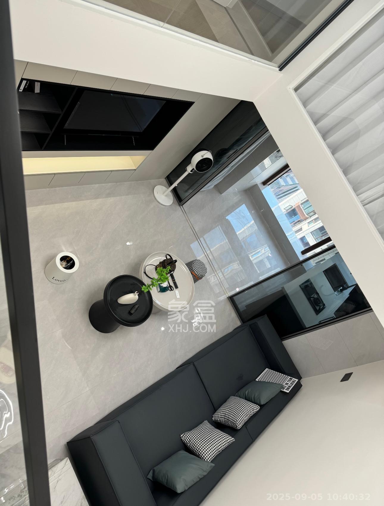 富兴时代御城  2室1厅1卫    3200.0元/月室内图