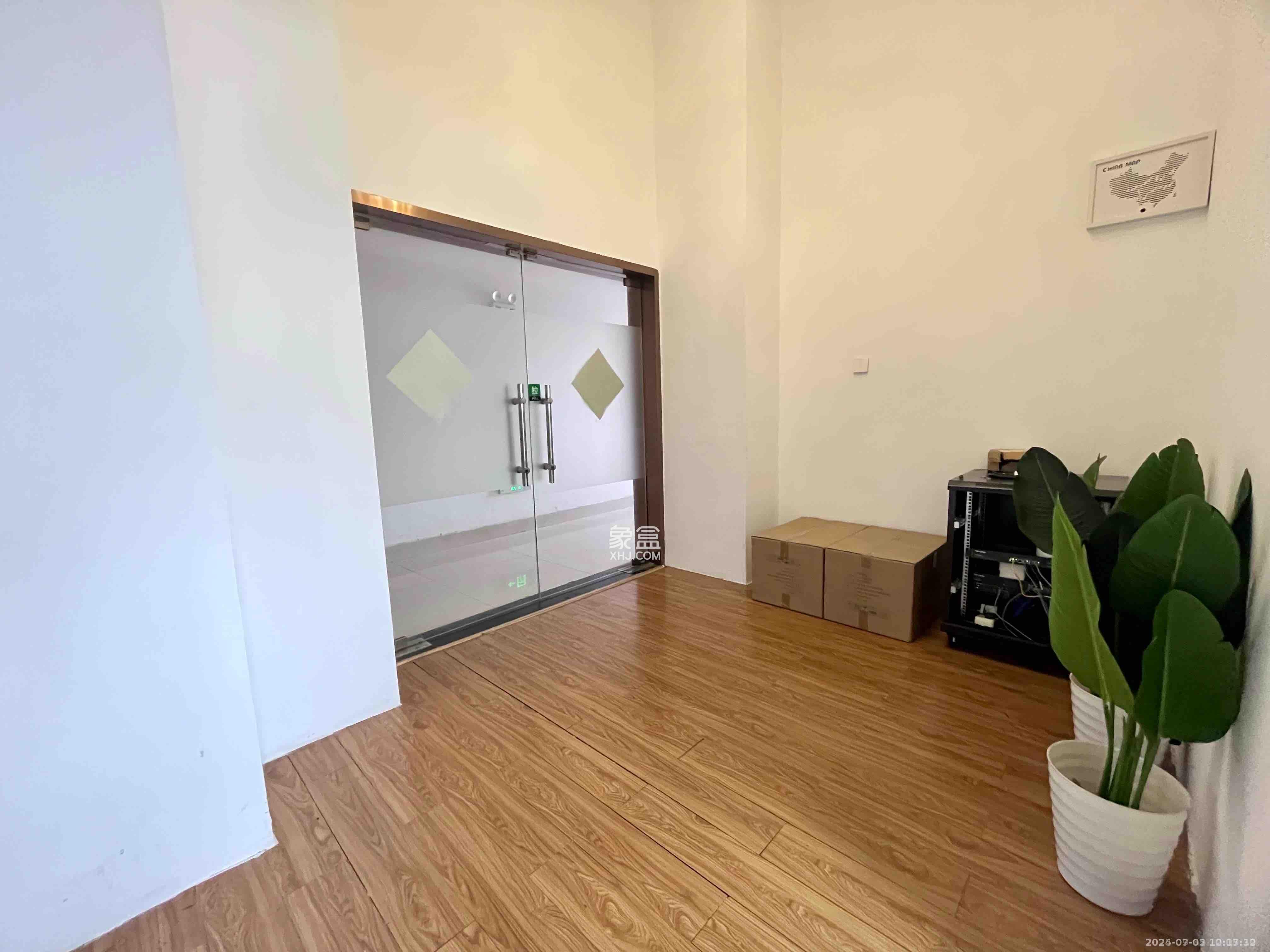 长城万富汇  2室2厅1卫    5200.0元/月 长城万富汇  2室2厅1卫    5200.0元/月室内图