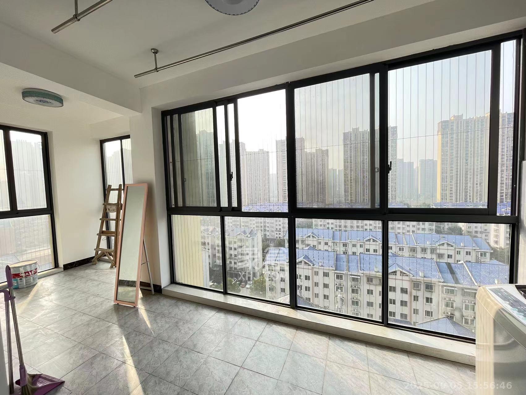 荣升家园（湘江熙岸）  2室2厅1卫    2400.0元/月室内图