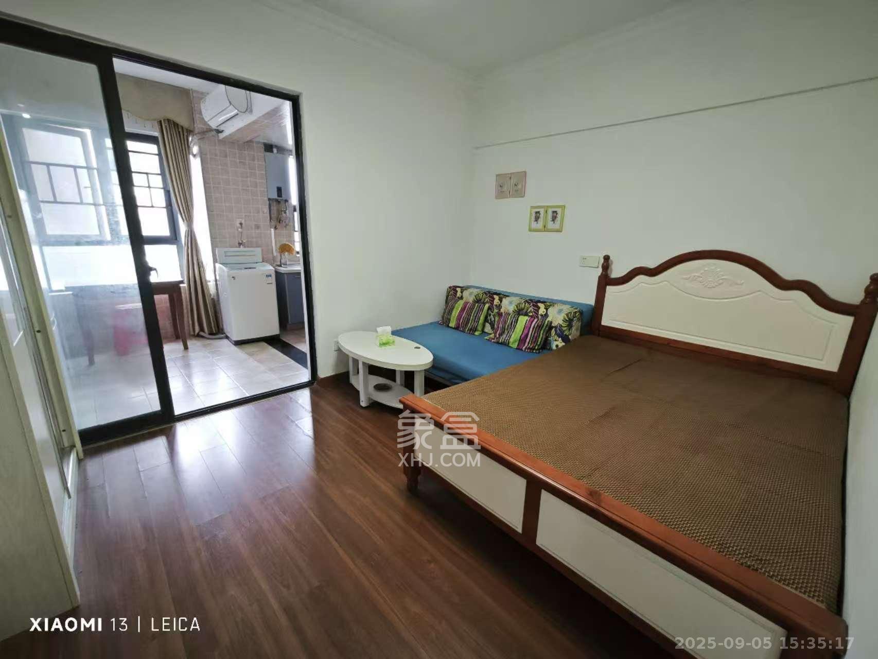 天鸿天府（天鸿中央大院）  1室1厅1卫    1200.0元/月室内图