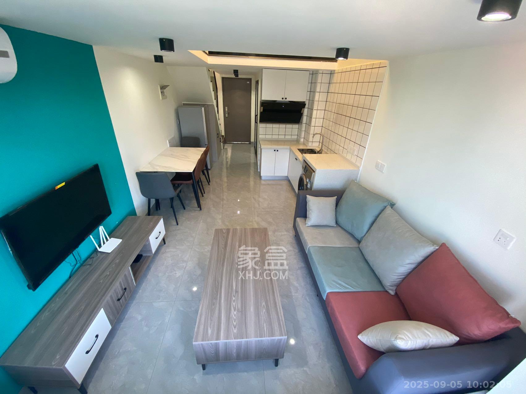 弘坤云寓  1室1厅1卫    2400.0元/月室内图