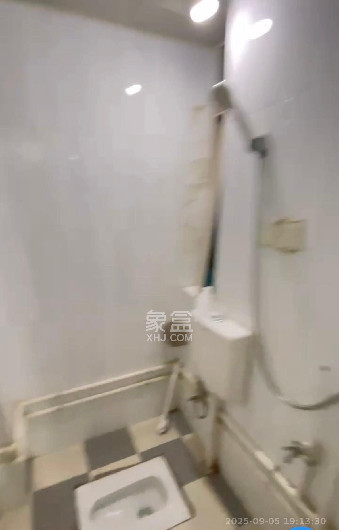 中星苑  2室2厅1卫    1200.0元/月室内图