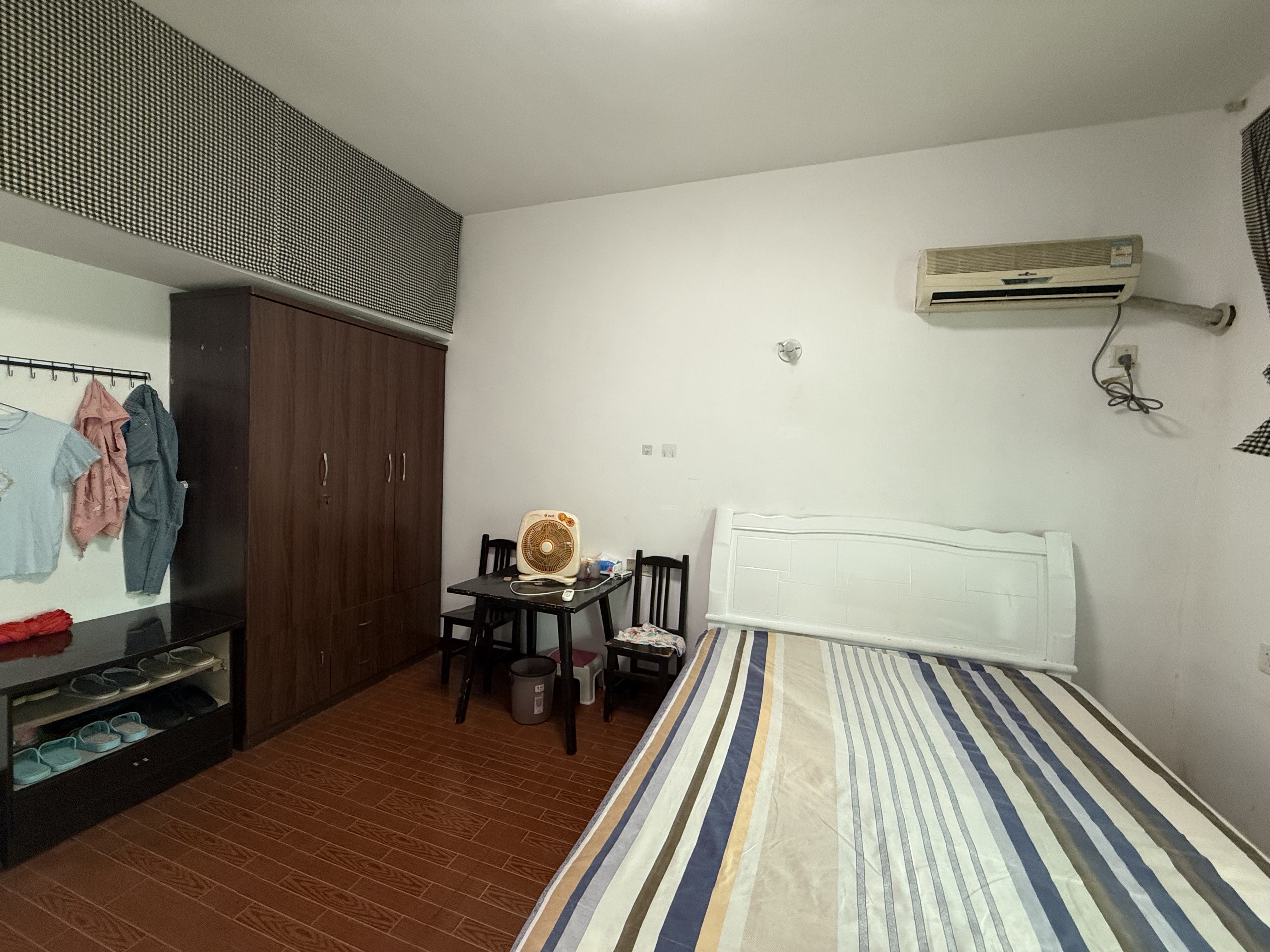 梓园社区(麻纺厂宿舍) 1室1厅1卫 500.0元/月 梓园社区(麻纺厂宿舍) 1室1厅1卫 500.0元/月室内图