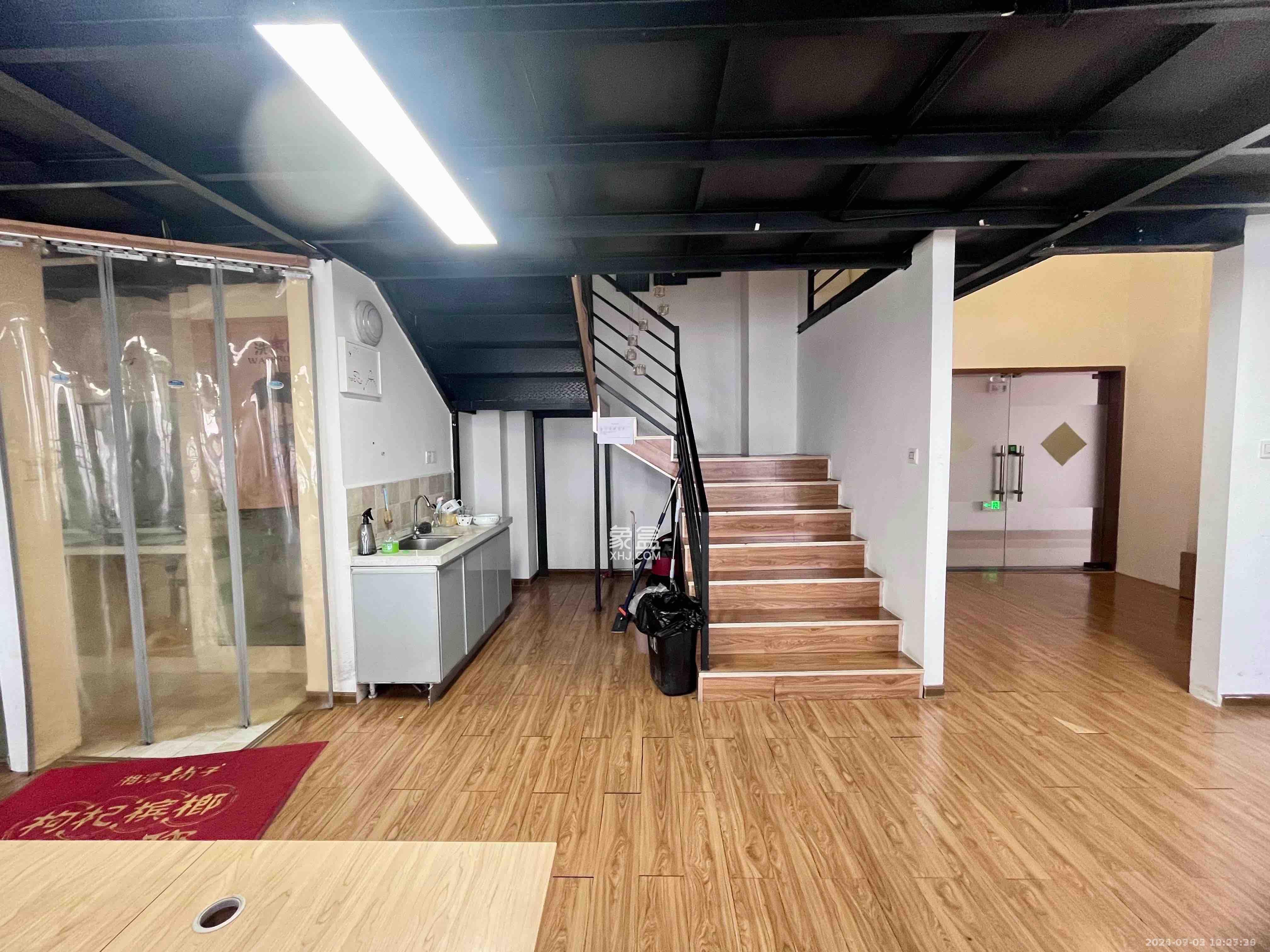 长城万富汇  2室2厅1卫    6500.0元/月 长城万富汇  2室2厅1卫    6500.0元/月室内图