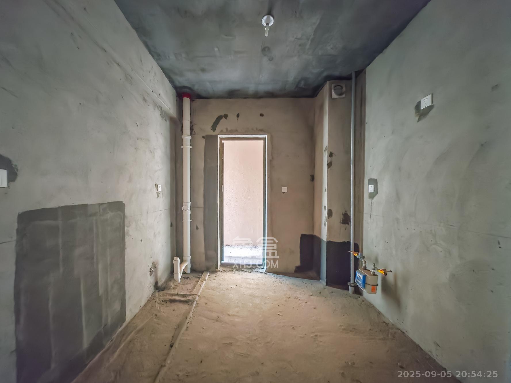 长沙雅居乐花园  3室2厅2卫    70.8万厨房