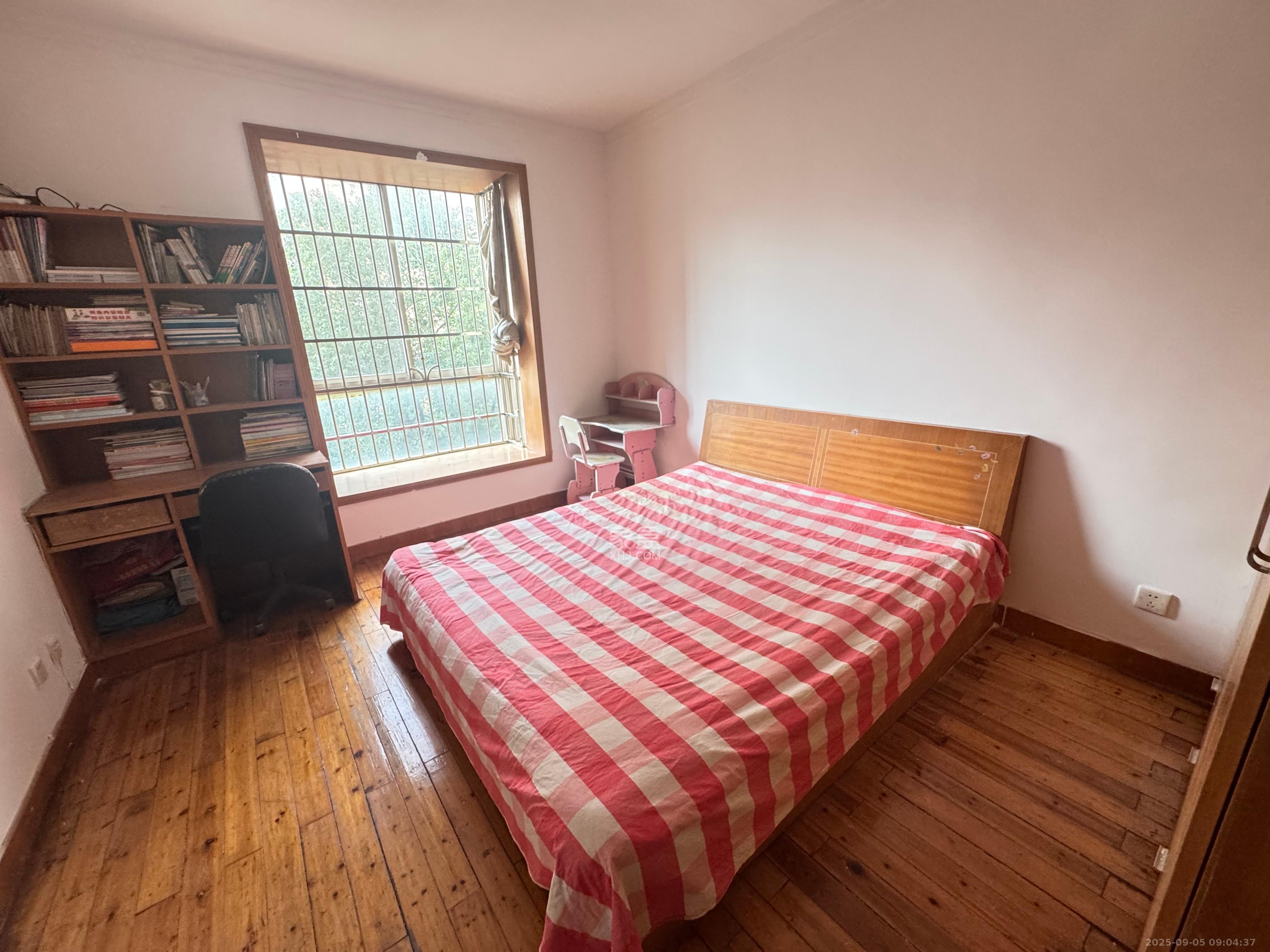 枫林绿洲 2室2厅1卫 1800.0元/月 枫林绿洲 2室2厅1卫 1800.0元/月室内图