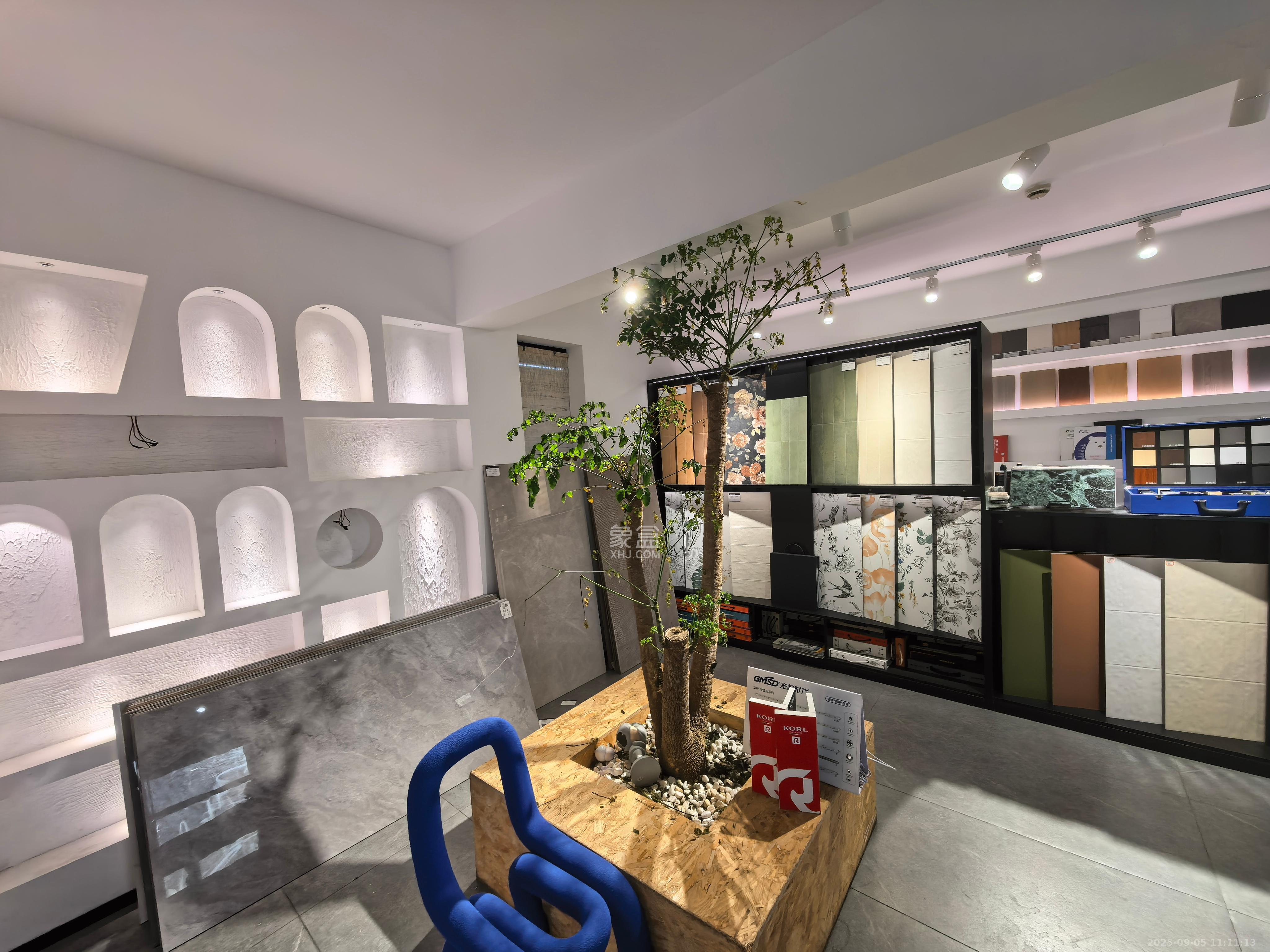 蓝湾国际广场 5室0厅2卫 9000.0元/月 蓝湾国际广场 5室0厅2卫 9000.0元/月室内图