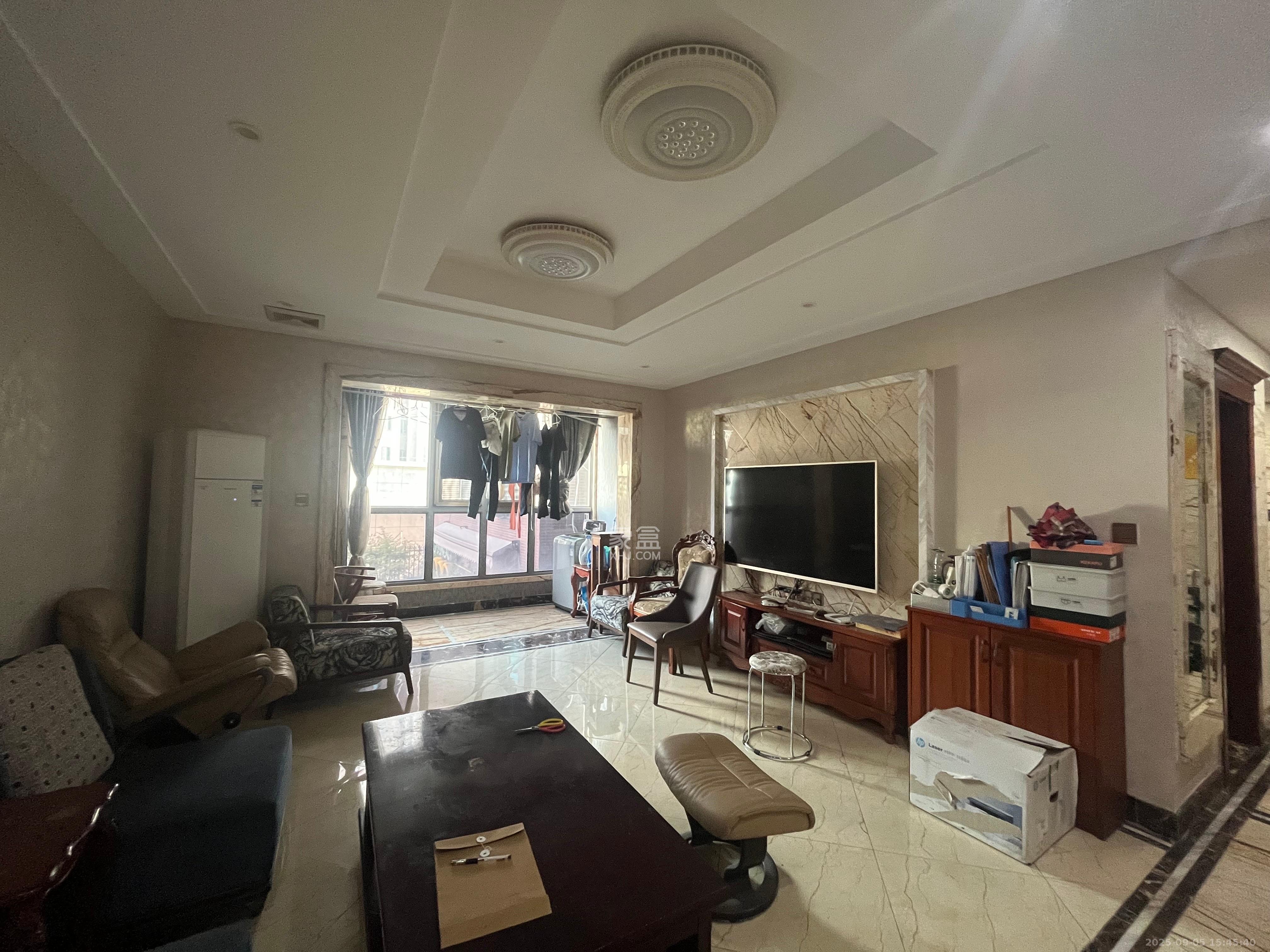 富兴嘉城(富兴汇中央)  4室2厅2卫    3000.0元/月 富兴嘉城(富兴汇中央)  4室2厅2卫    3000.0元/月室内图