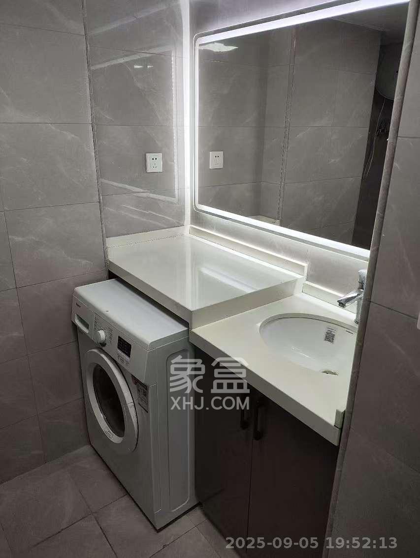 荣盛花语书苑  2室1厅1卫    2100.0元/月室内图