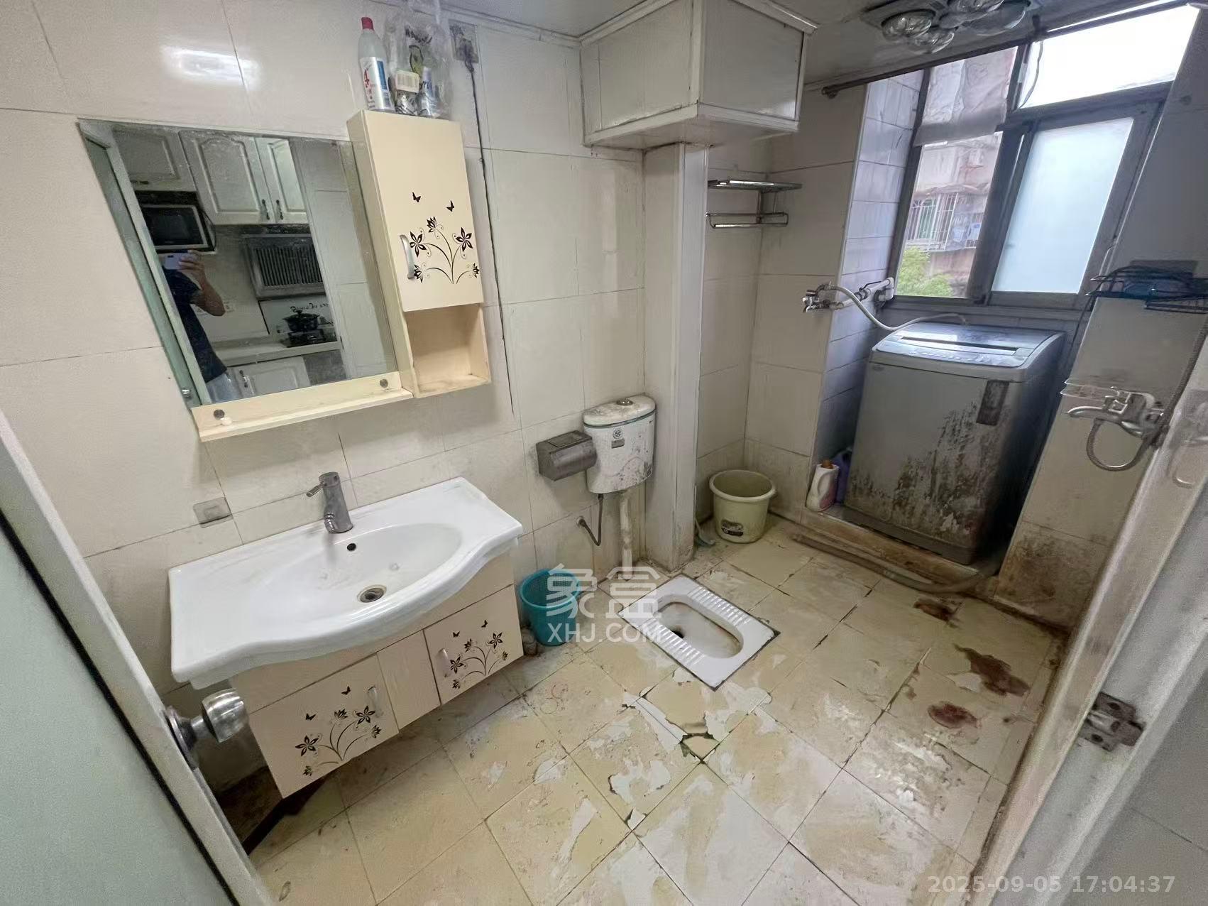 南园小区  3室2厅1卫    1900.0元/月 南园小区  3室2厅1卫    1900.0元/月室内图