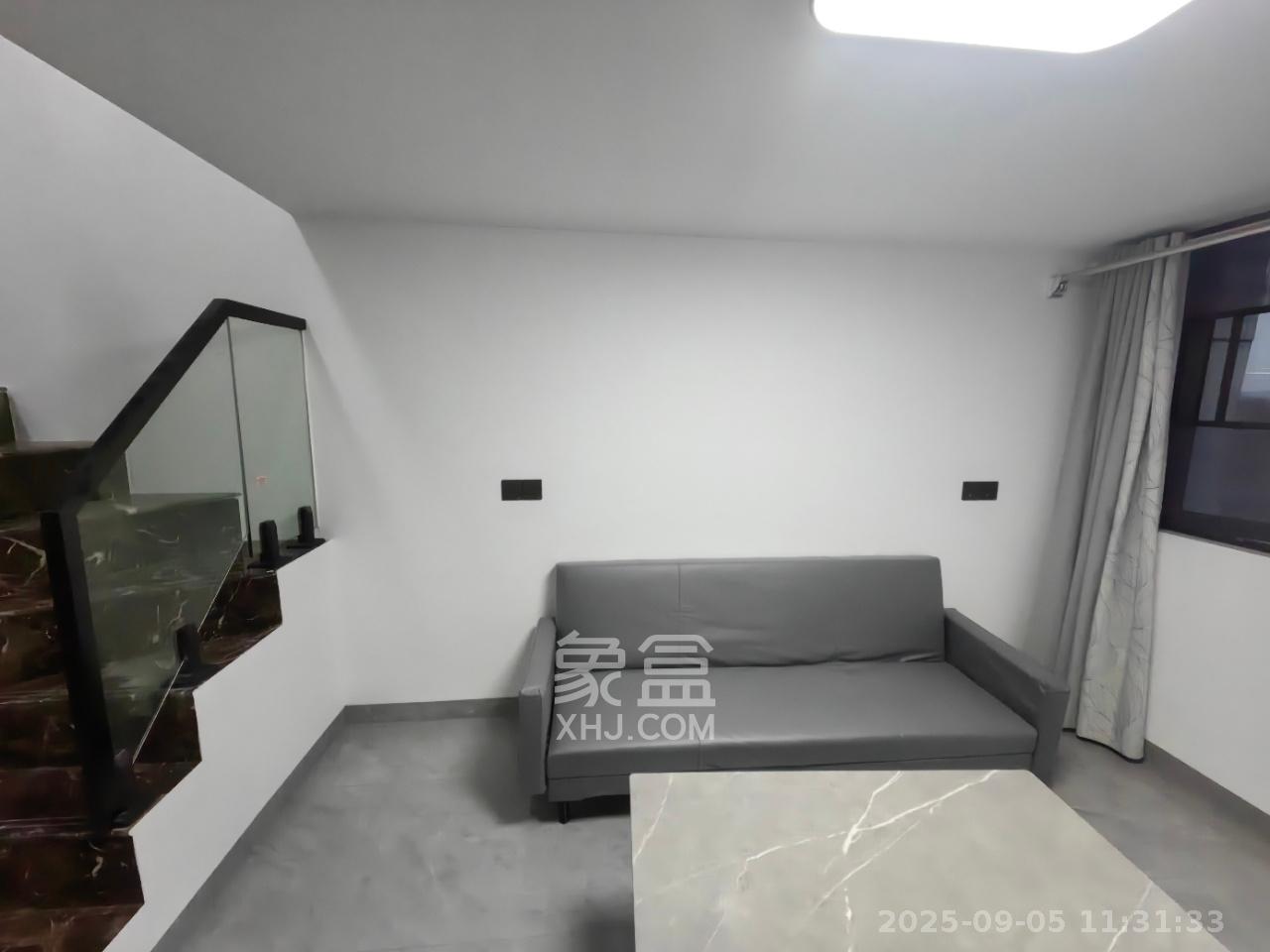 新长海D1站 1室1厅1卫 1300.0元/月 新长海D1站 1室1厅1卫 1300.0元/月室内图