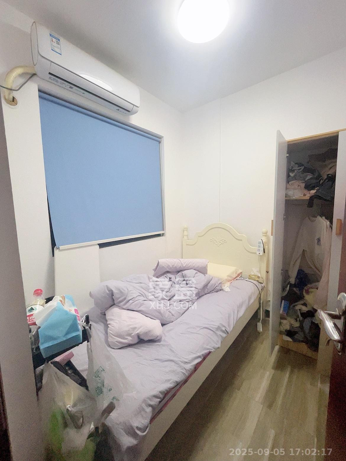 长房云时代  3室1厅1卫    2400.0元/月室内图