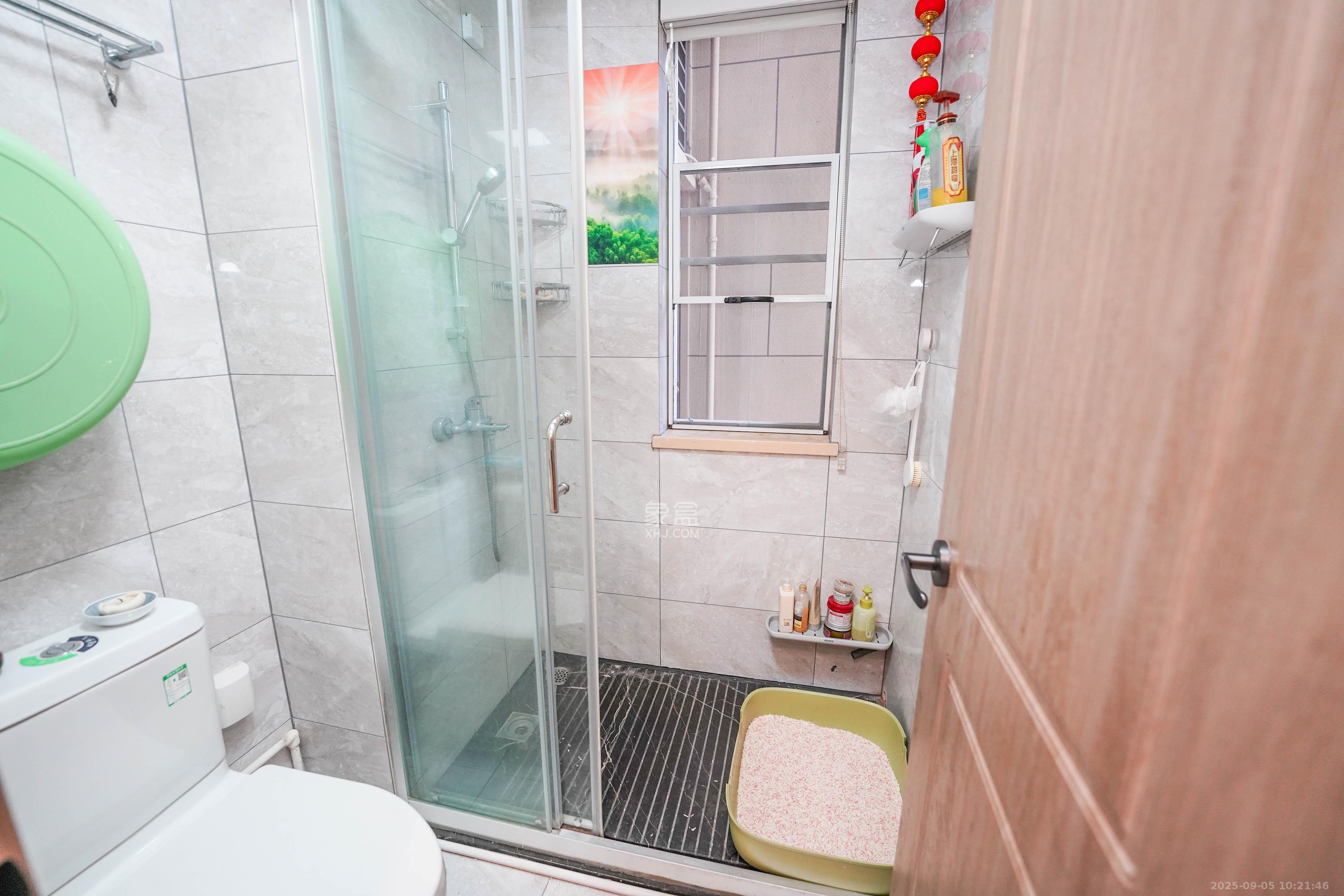 金地铂悦 3室2厅2卫 86.8万 金地铂悦 3室2厅2卫 86.8万卫生间