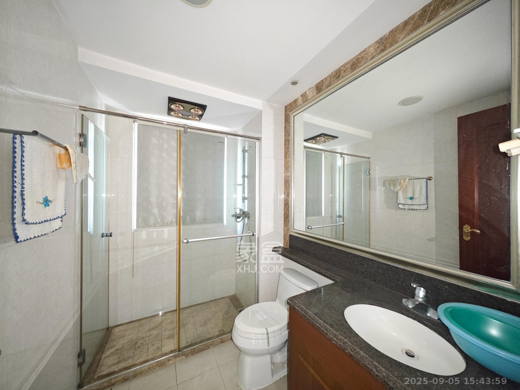 恒大城 3室2厅2卫 2000.0元/月 恒大城 3室2厅2卫 2000.0元/月室内图