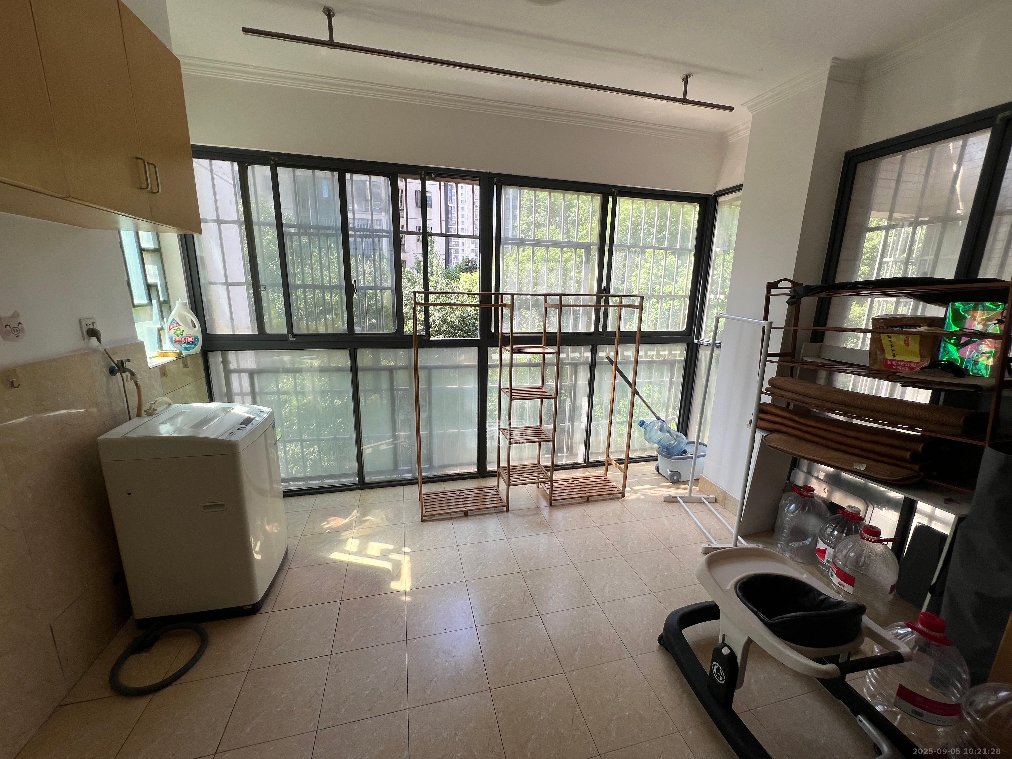 嘉宇盛世华章 2室1厅1卫 2500.0元/月 嘉宇盛世华章 2室1厅1卫 2500.0元/月室内图