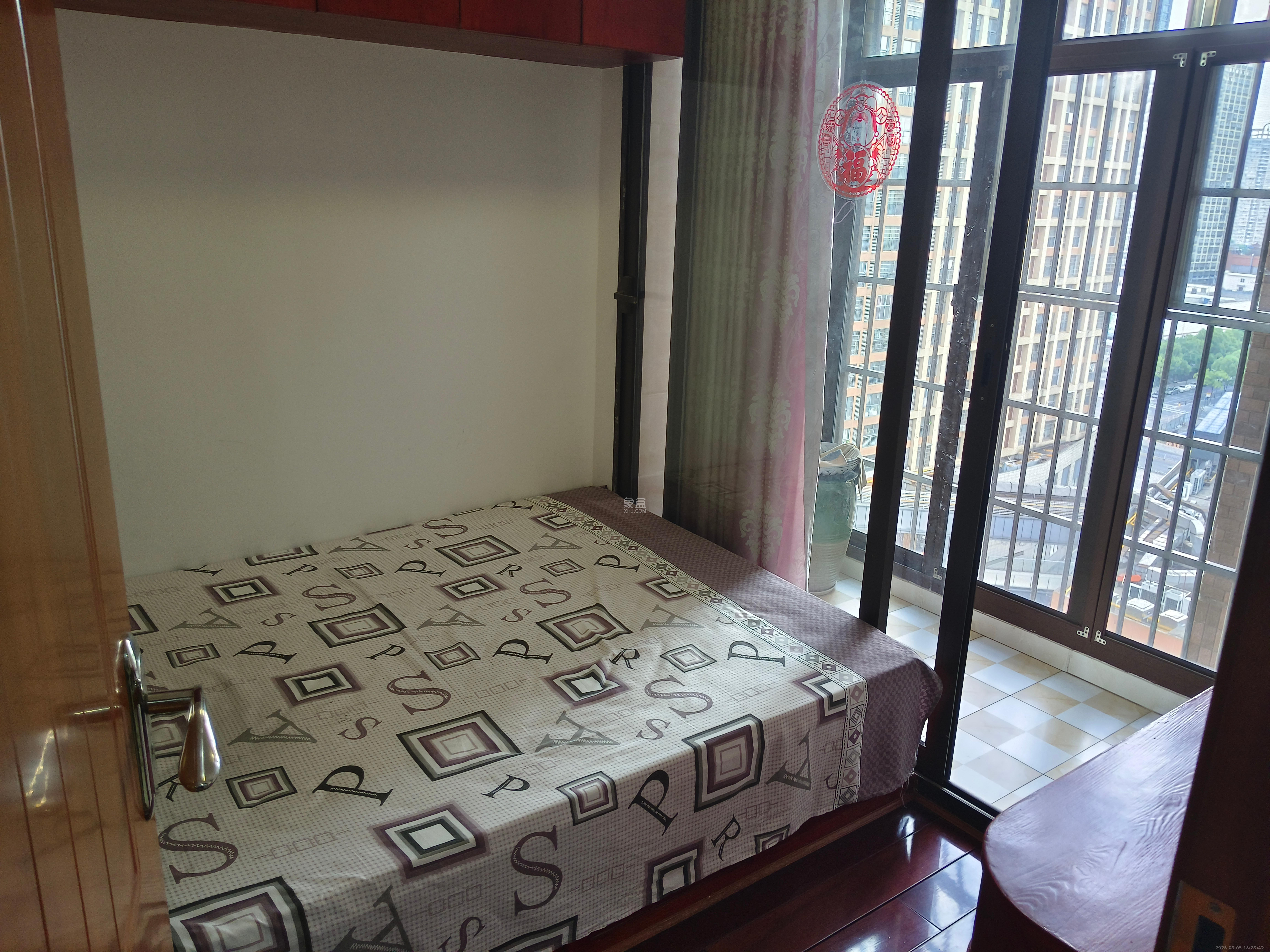 华润五彩城 1室0厅0卫 2000.0元/月 华润五彩城 1室0厅0卫 2000.0元/月室内图