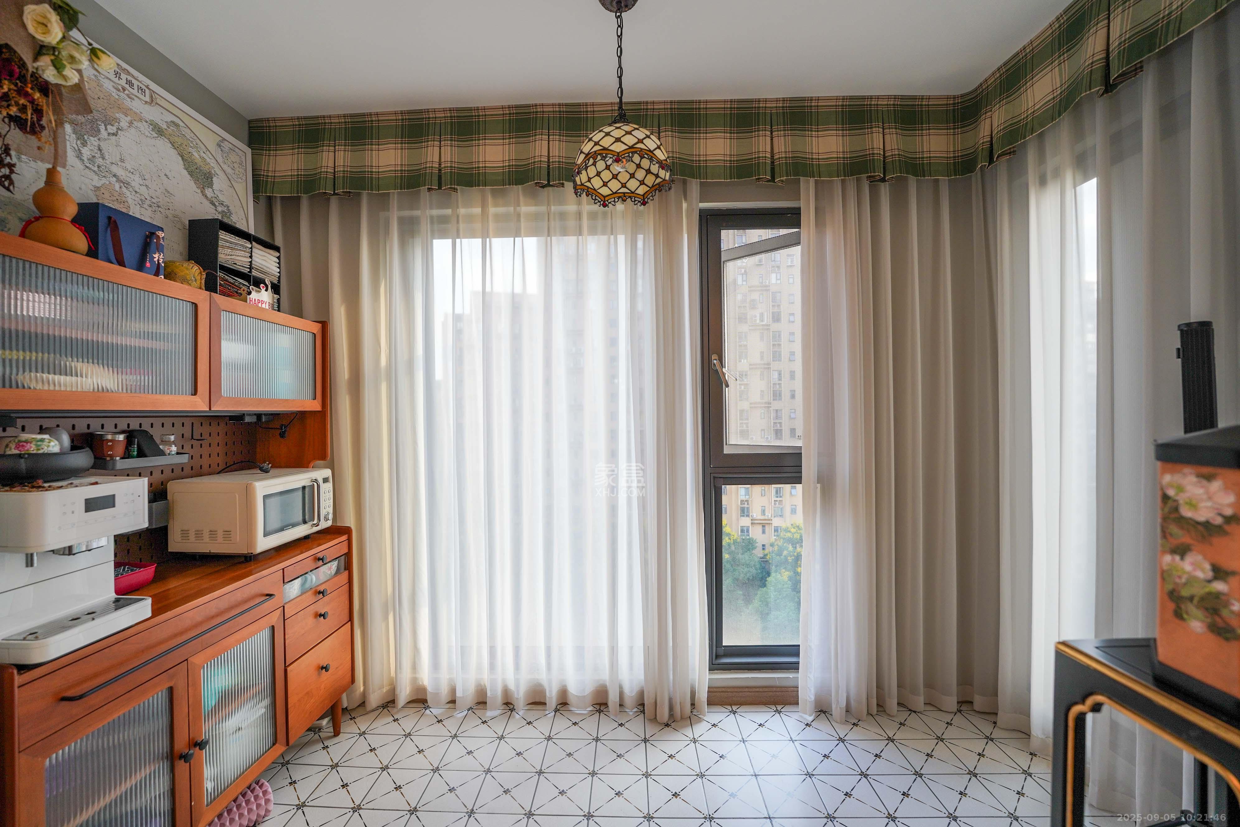 金地铂悦 3室2厅2卫 86.8万 金地铂悦 3室2厅2卫 86.8万阳台