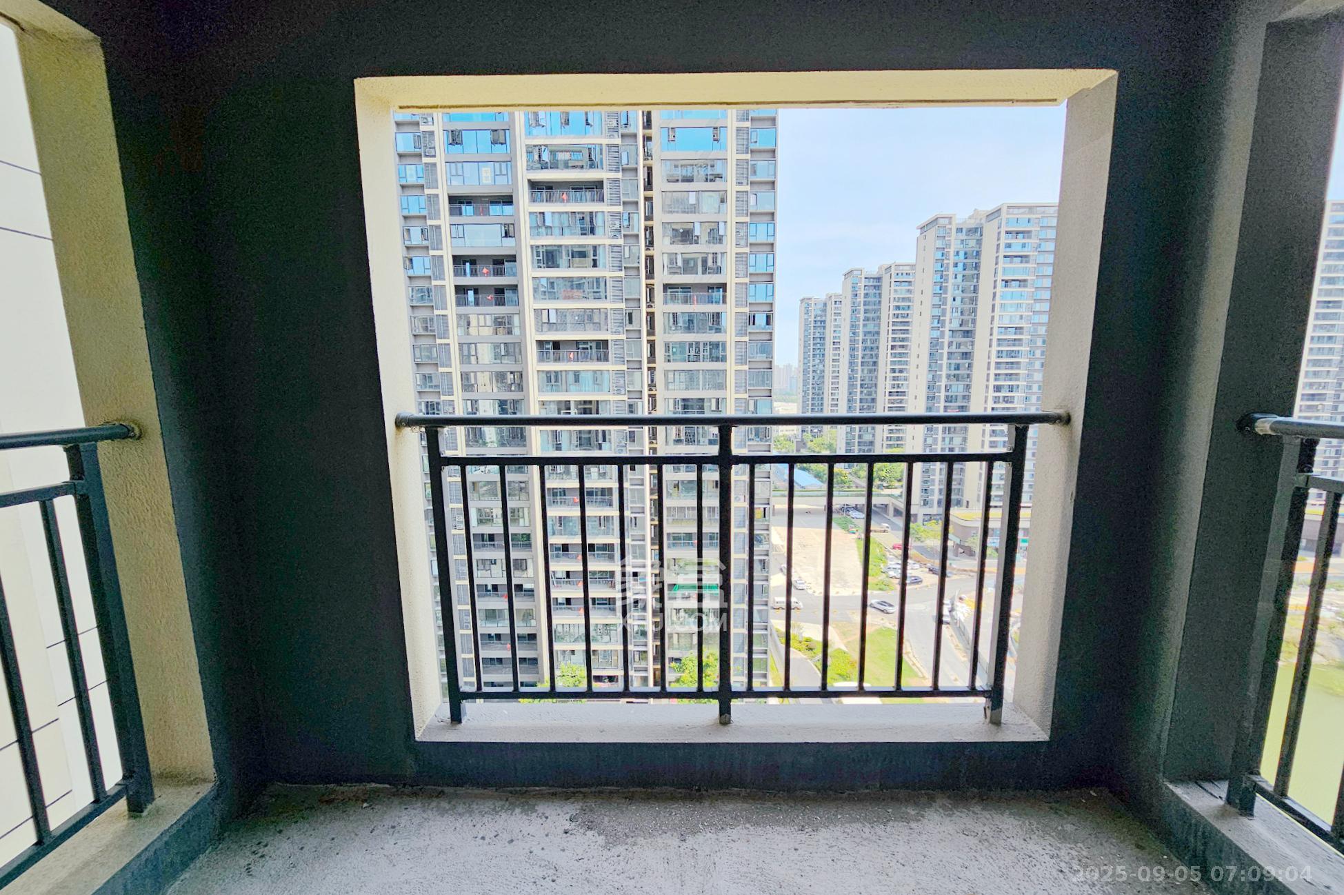 润和星河玥 4室2厅2卫 140.0万 润和星河玥 4室2厅2卫 140.0万其他