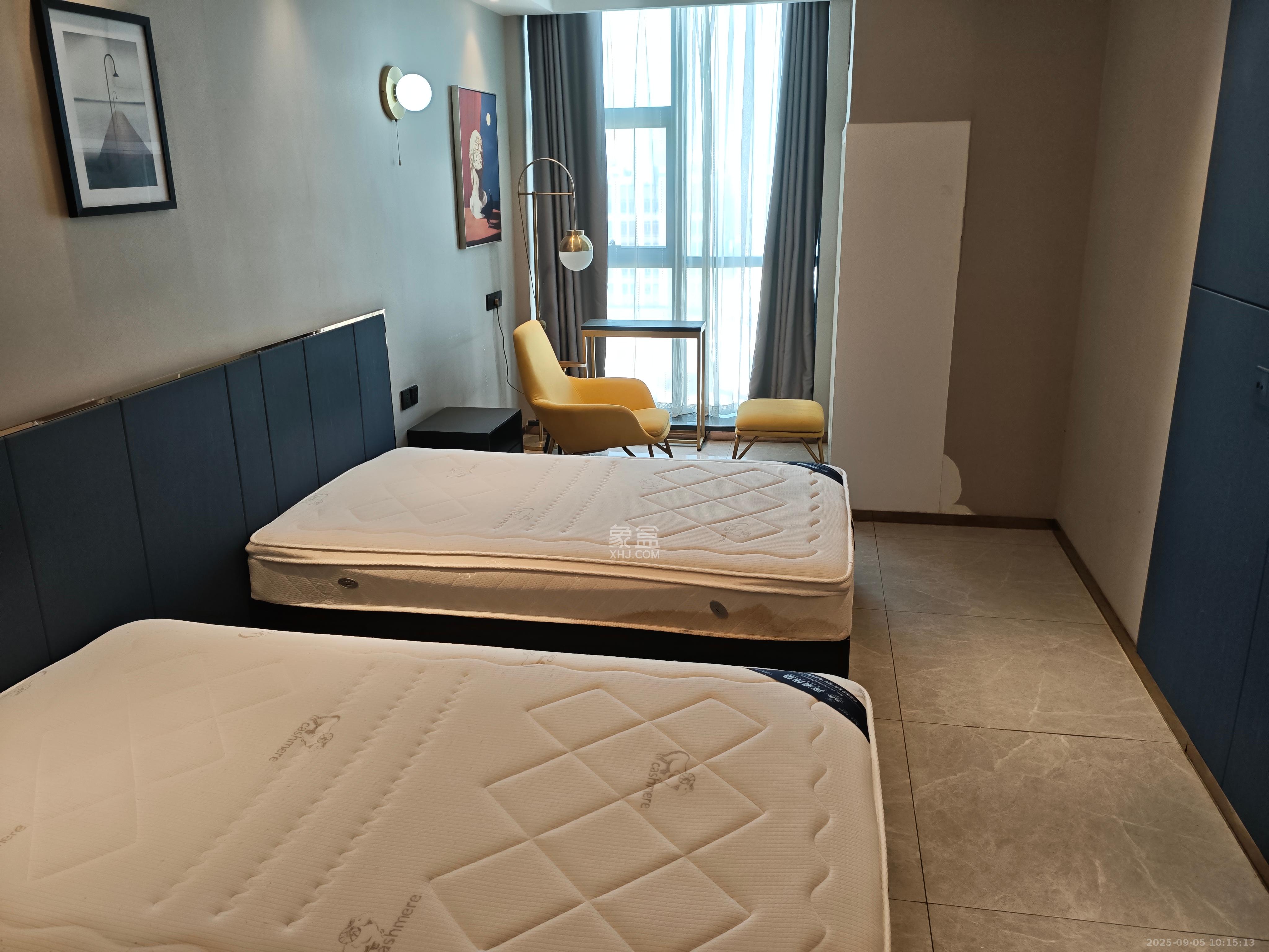 东盈商业广场(华泉城市广场)  1室0厅1卫    1500.0元/月 东盈商业广场(华泉城市广场)  1室0厅1卫    1500.0元/月室内图