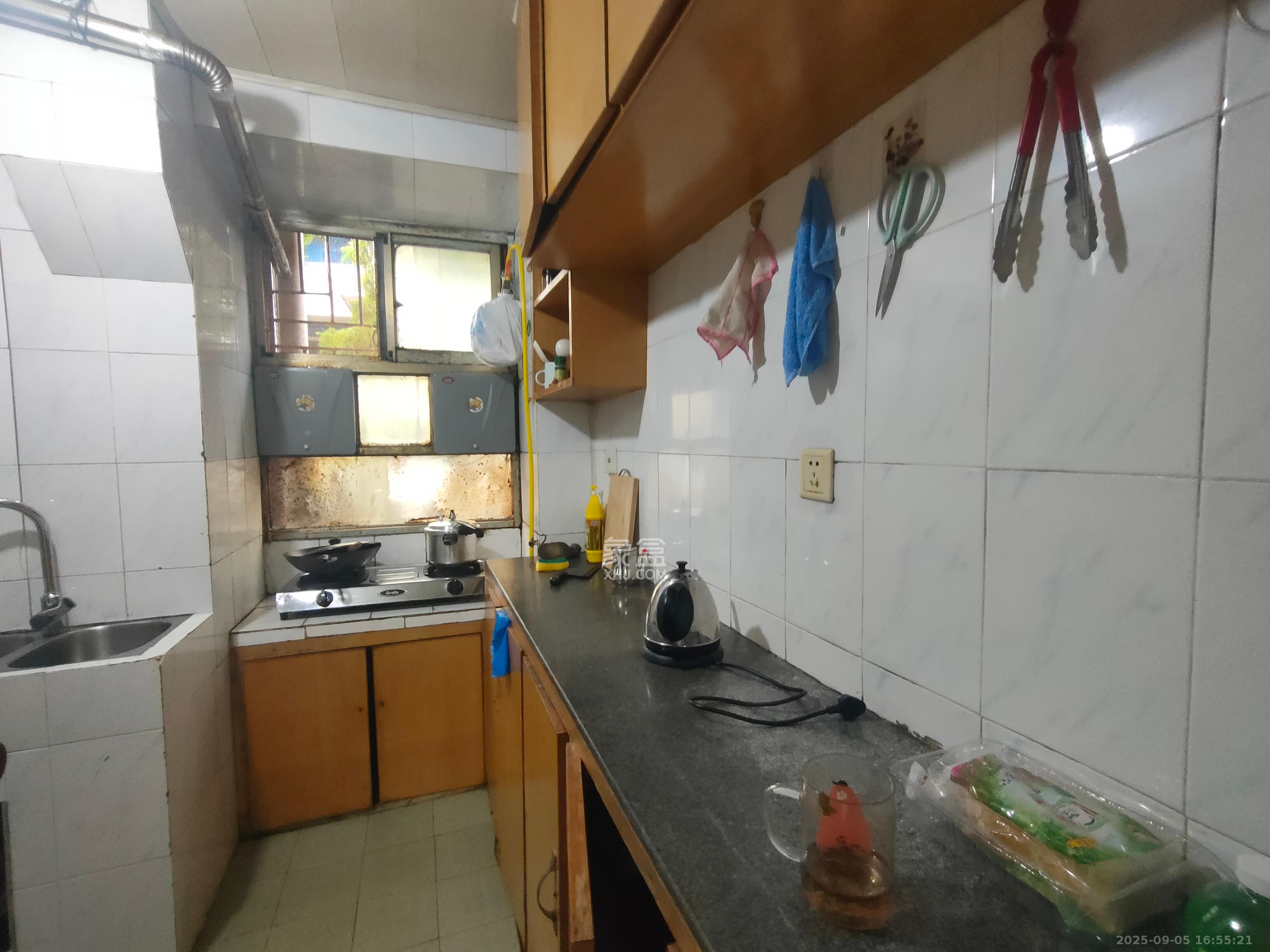 湘农桥社区 3室1厅1卫 2200.0元/月 湘农桥社区 3室1厅1卫 2200.0元/月室内图