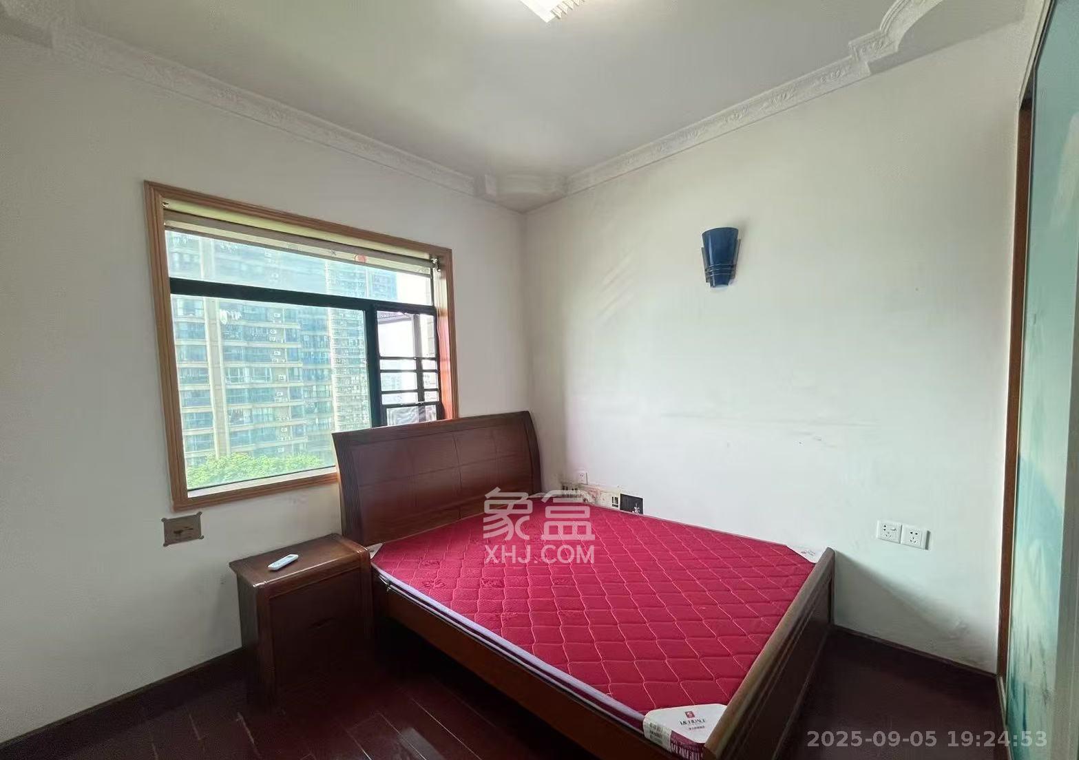 咸嘉新村嘉和苑  3室2厅2卫    2600.0元/月室内图