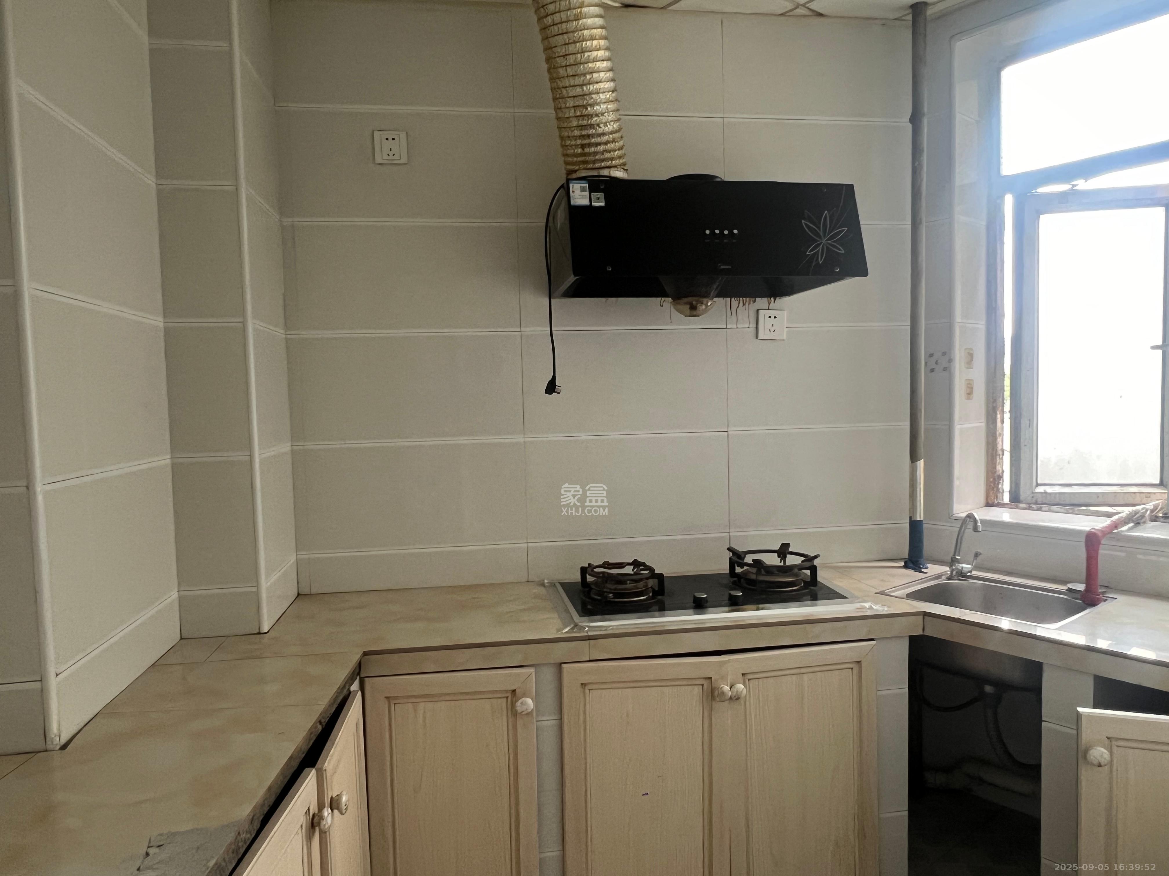 凯通国际城(凯通朝庭)  1室0厅0卫    2200.0元/月 凯通国际城(凯通朝庭)  1室0厅0卫    2200.0元/月室内图