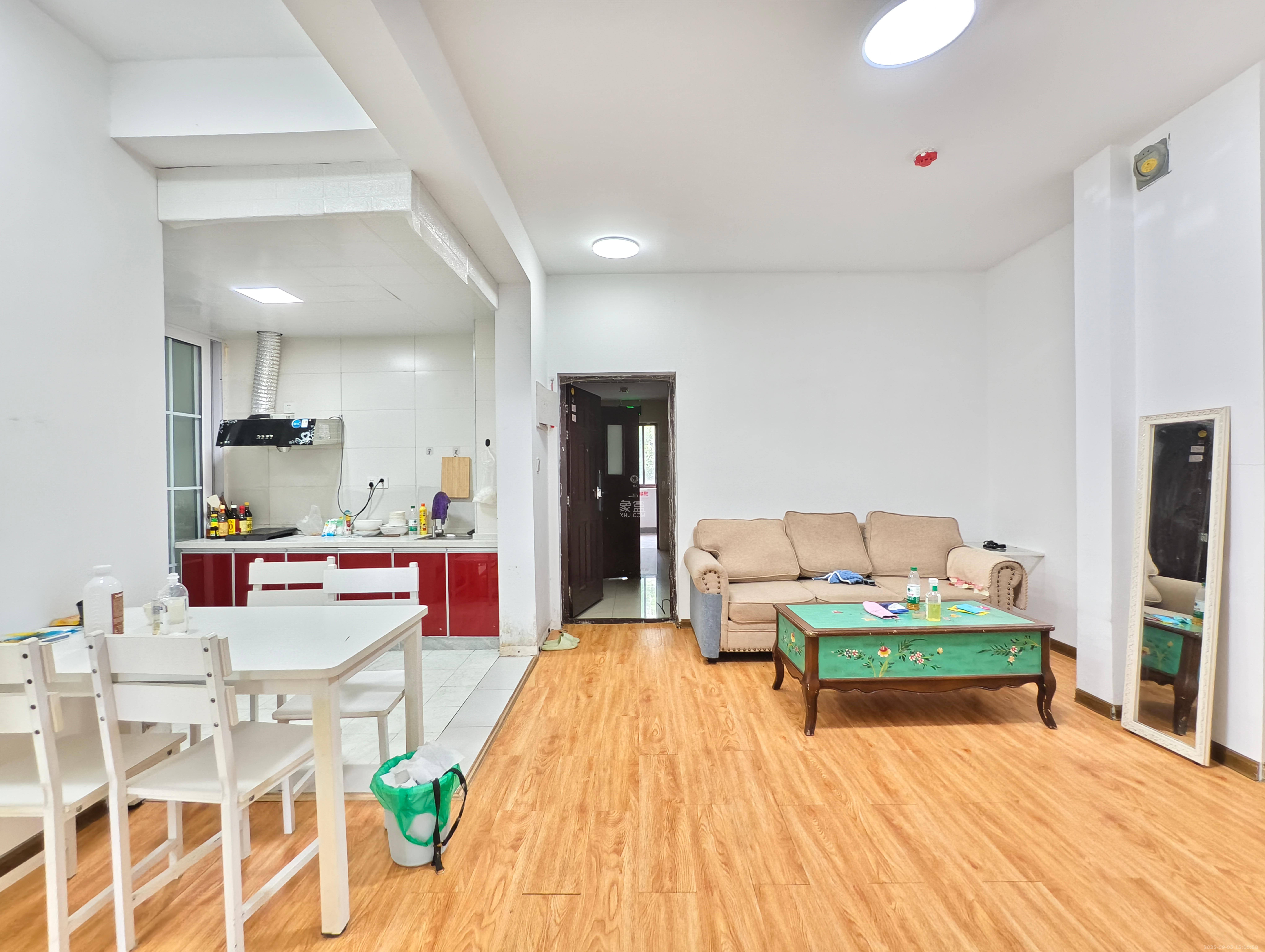 保利西海岸A区  2室1厅1卫    2500.0元/月 保利西海岸A区  2室1厅1卫    2500.0元/月室内图