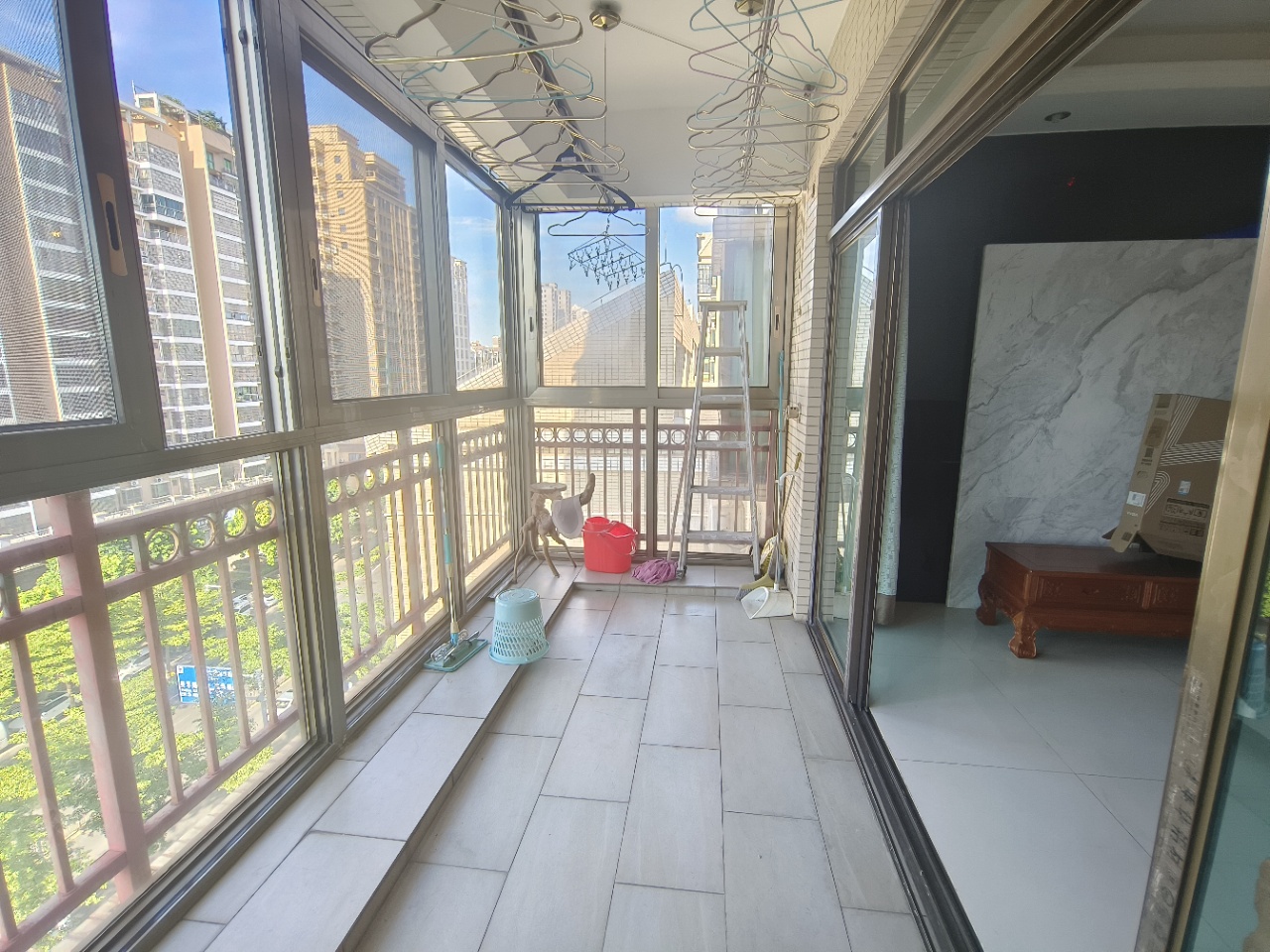 蓝海佳园  3室2厅1卫    2500.0元/月 蓝海佳园  3室2厅1卫    2500.0元/月室内图