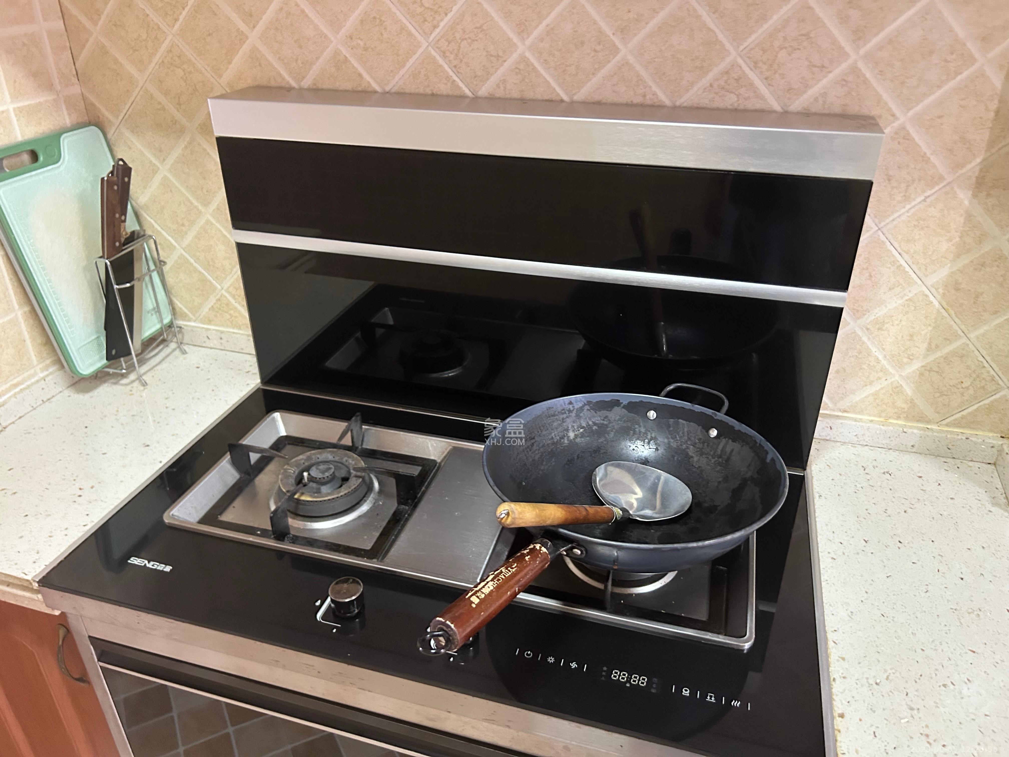 和泓梅溪四季 3室2厅1卫 3200.0元/月 和泓梅溪四季 3室2厅1卫 3200.0元/月室内图