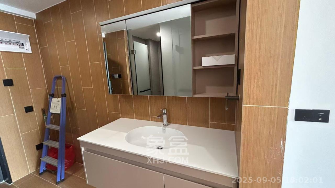 观湖公寓  1室1厅1卫    2200.0元/月 观湖公寓  1室1厅1卫    2200.0元/月室内图