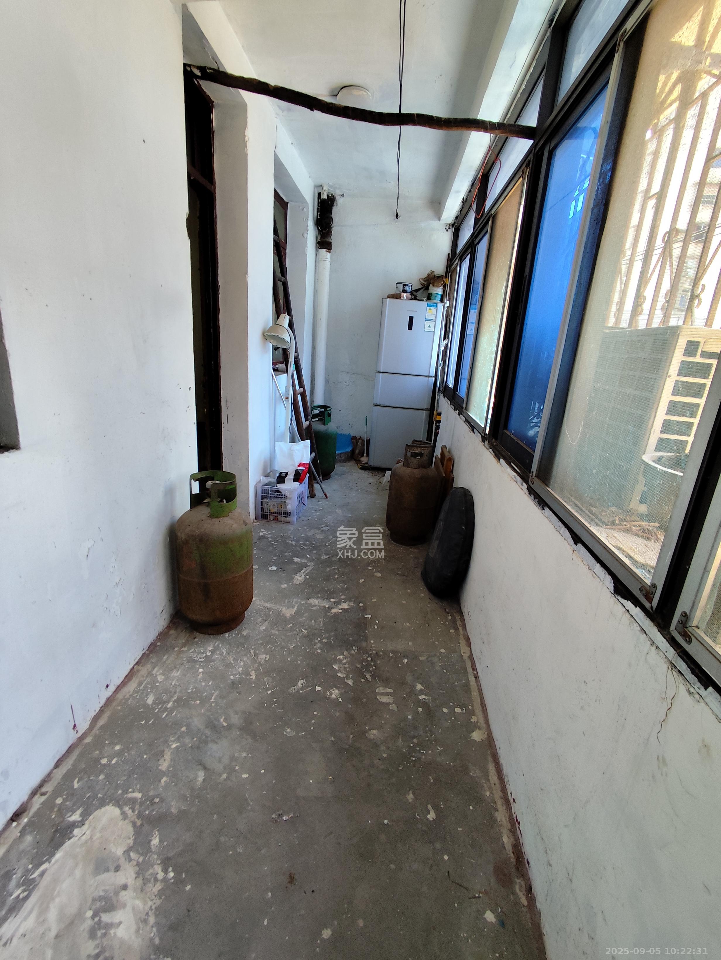 杨家山汽修厂宿舍  2室2厅1卫    1500.0元/月室内图