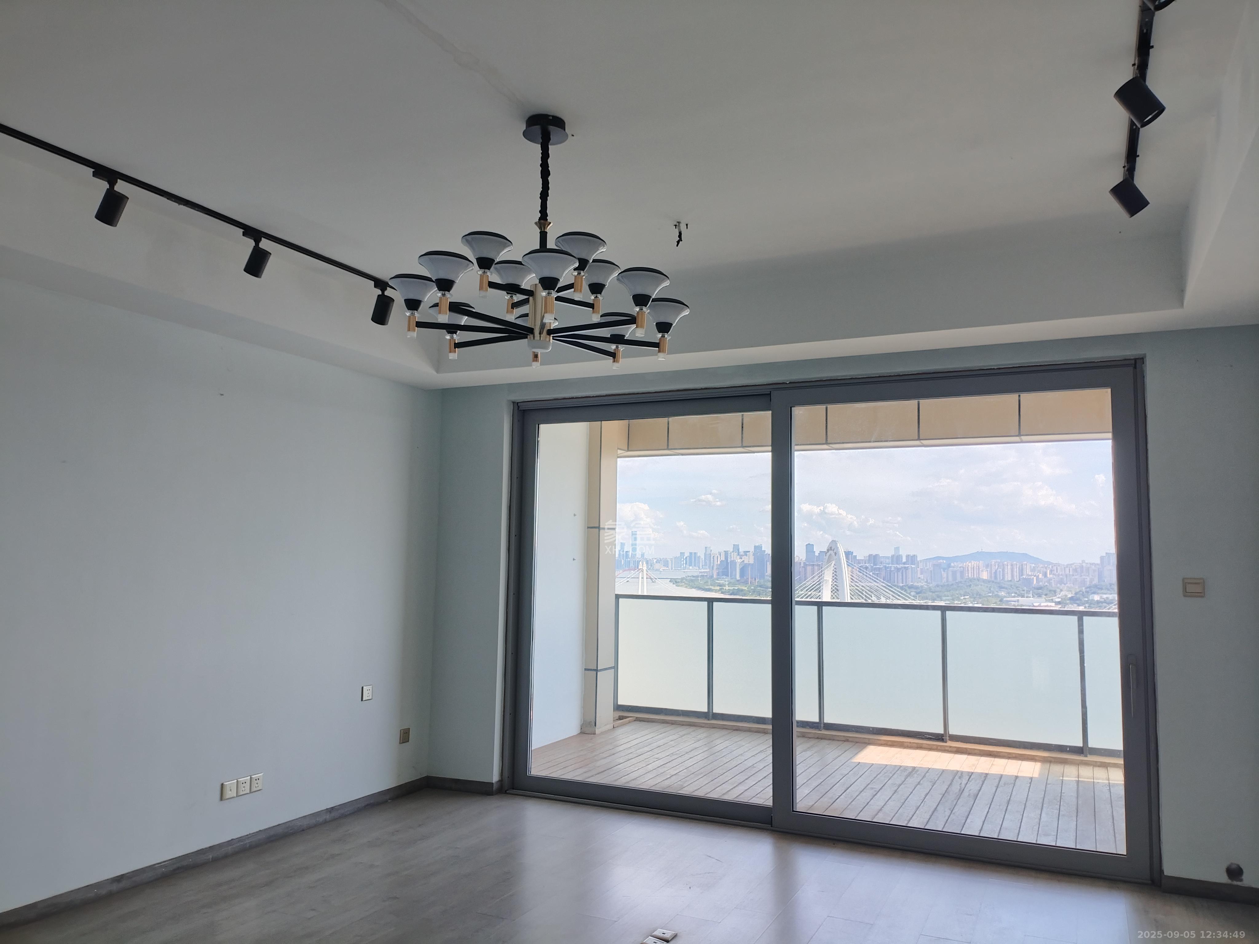 湘江壹号一二三期(创远湘江壹号) 1室0厅0卫 4000.0元/月 湘江壹号一二三期(创远湘江壹号) 1室0厅0卫 4000.0元/月室内图