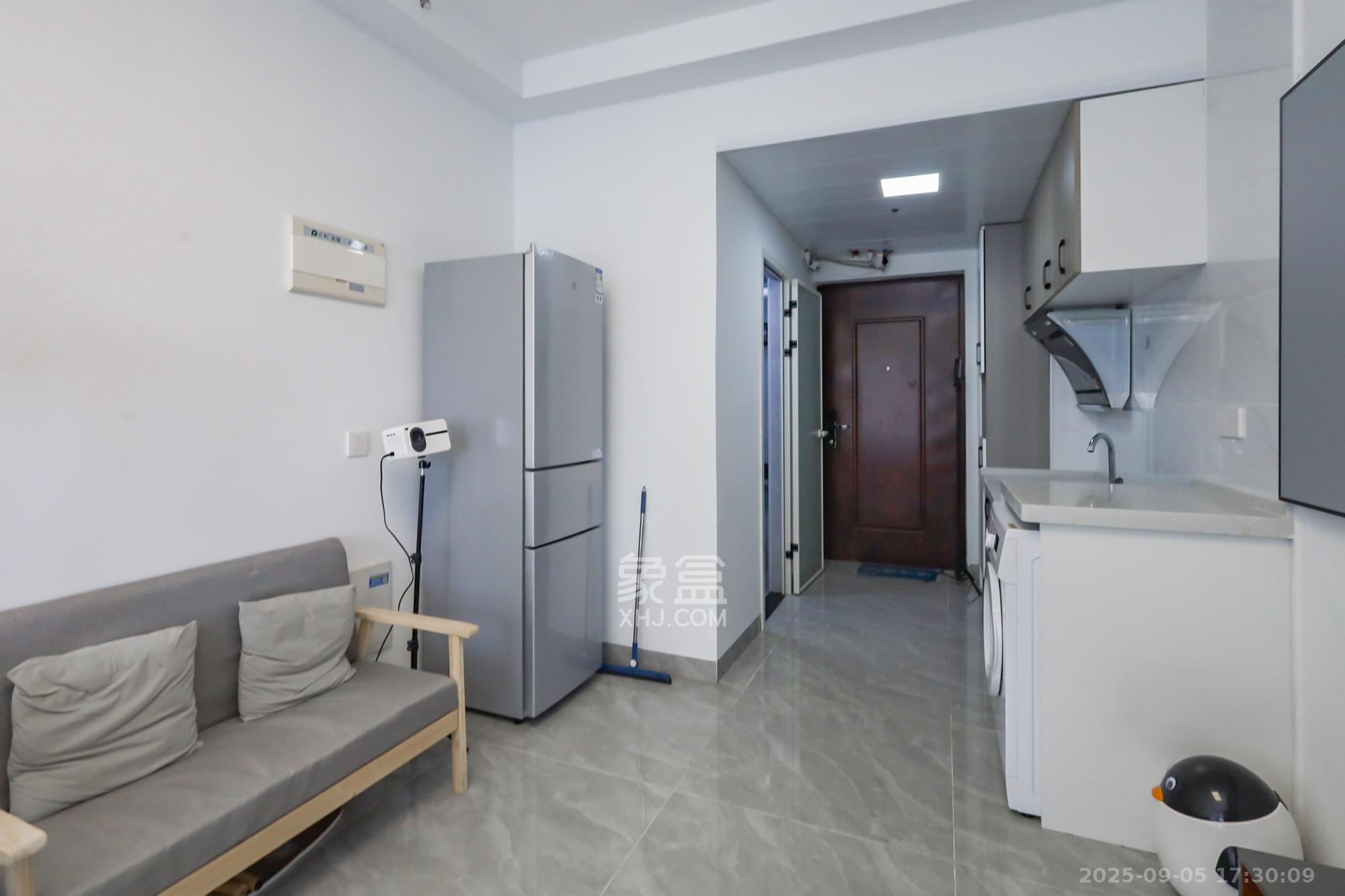 保利海德公园 1室1厅1卫 24.0万 保利海德公园 1室1厅1卫 24.0万其他