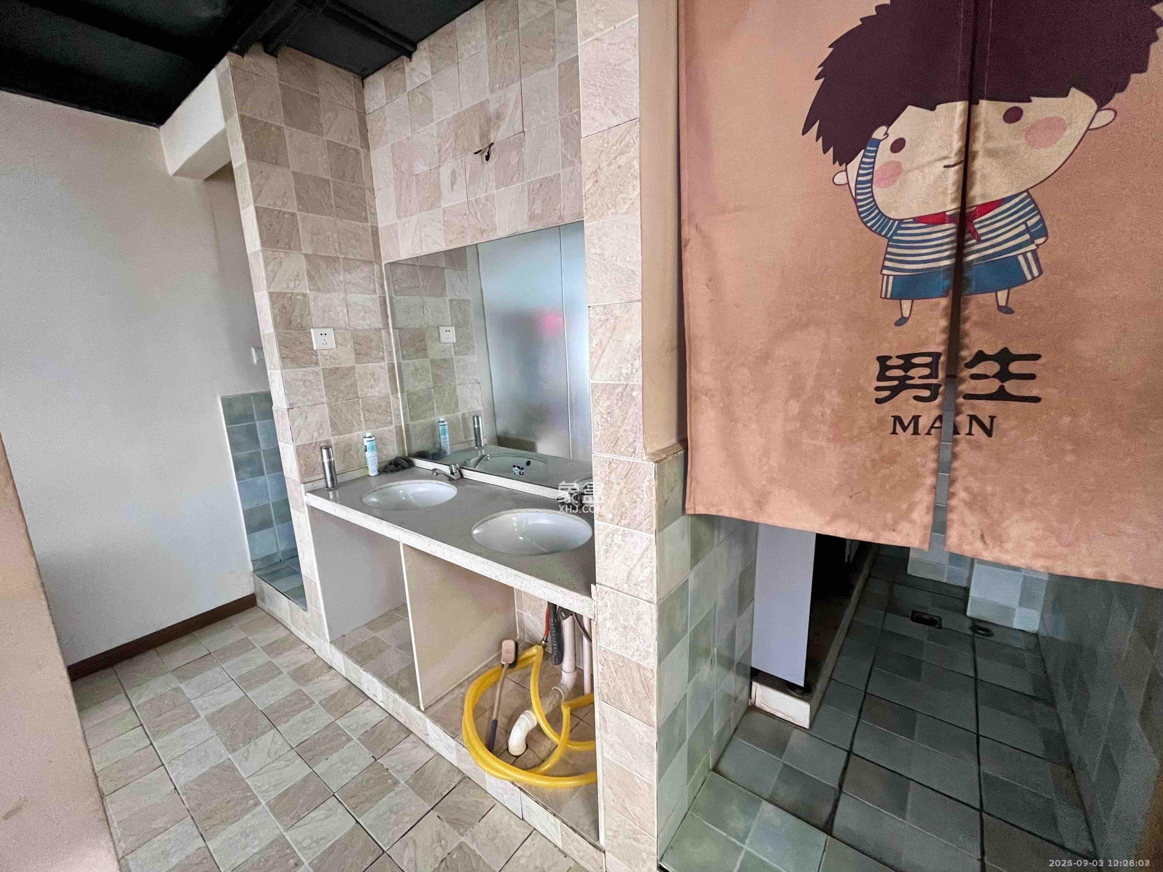 长城万富汇  2室2厅1卫    6500.0元/月 长城万富汇  2室2厅1卫    6500.0元/月室内图