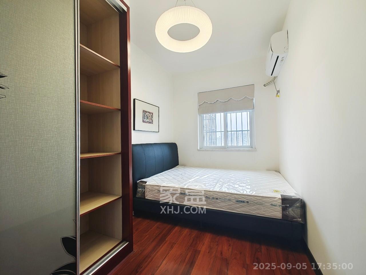 星典时代  4室2厅2卫    4000.0元/月室内图