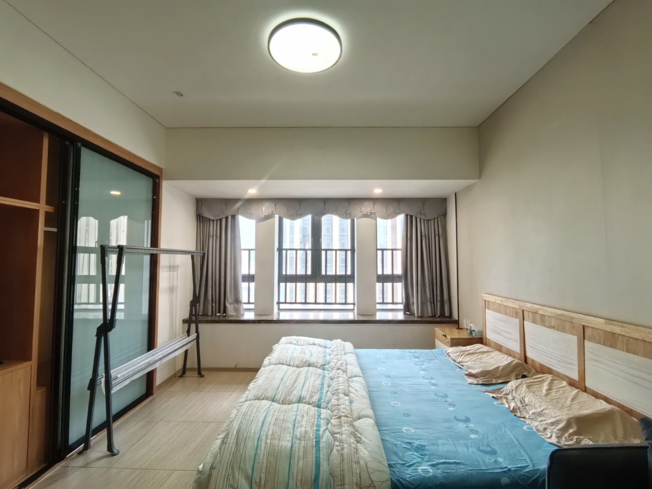 海航豪庭南苑  1室1厅1卫    2200.0元/月 海航豪庭南苑  1室1厅1卫    2200.0元/月室内图