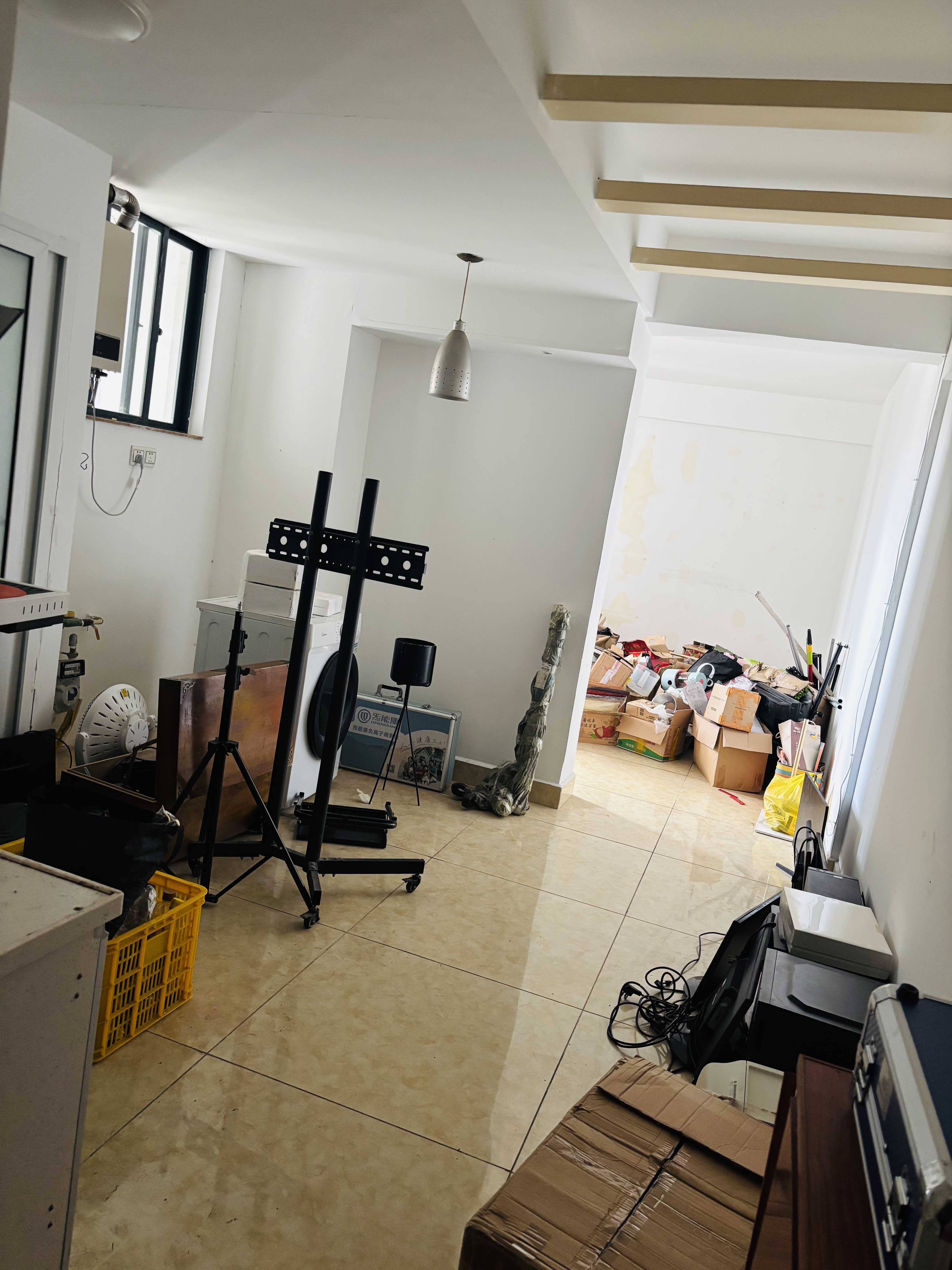 瑞特广场 1室1厅1卫 2000.0元/月 瑞特广场 1室1厅1卫 2000.0元/月室内图