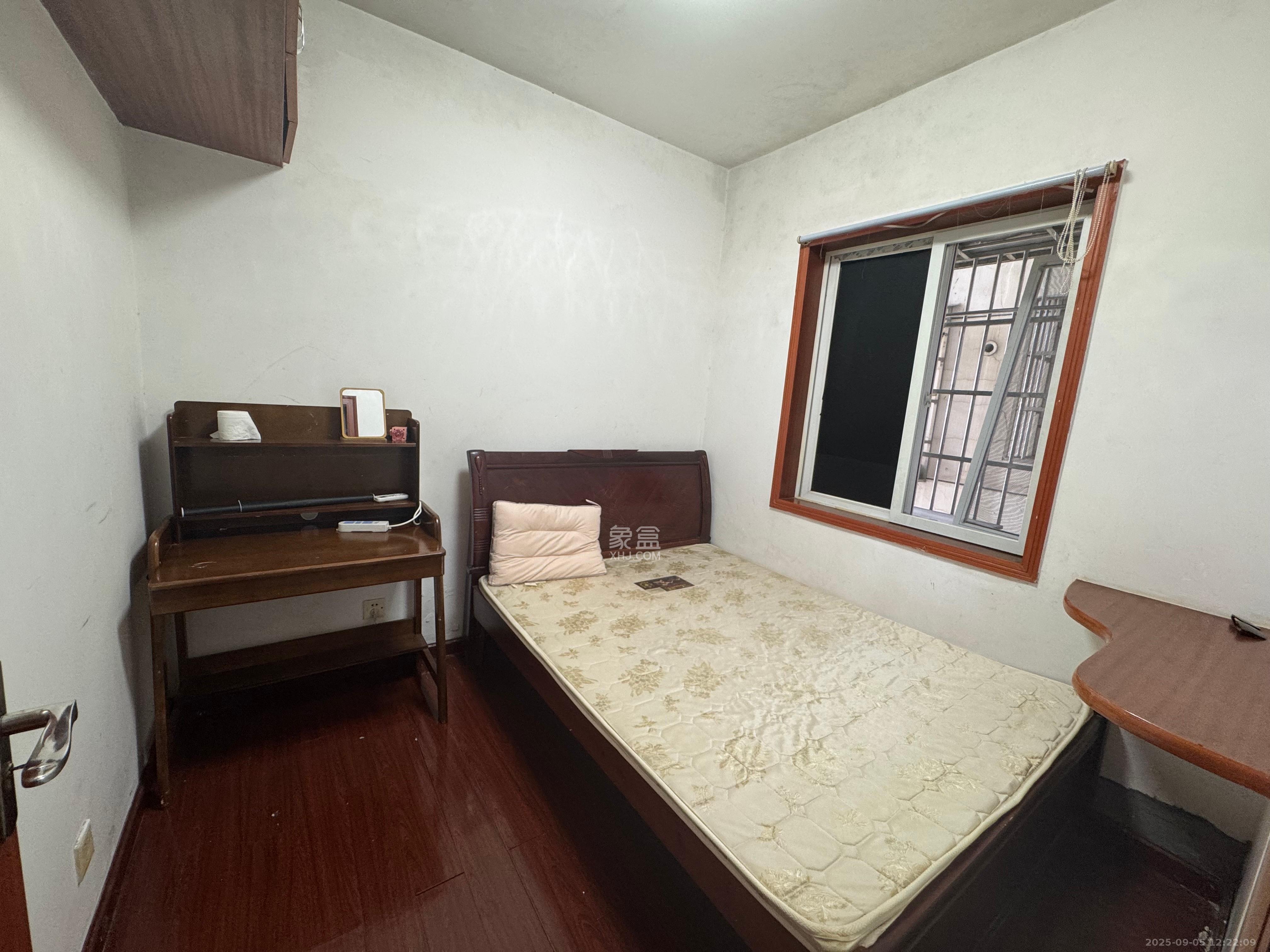 未来现代城  3室2厅1卫    1650.0元/月 未来现代城  3室2厅1卫    1650.0元/月室内图