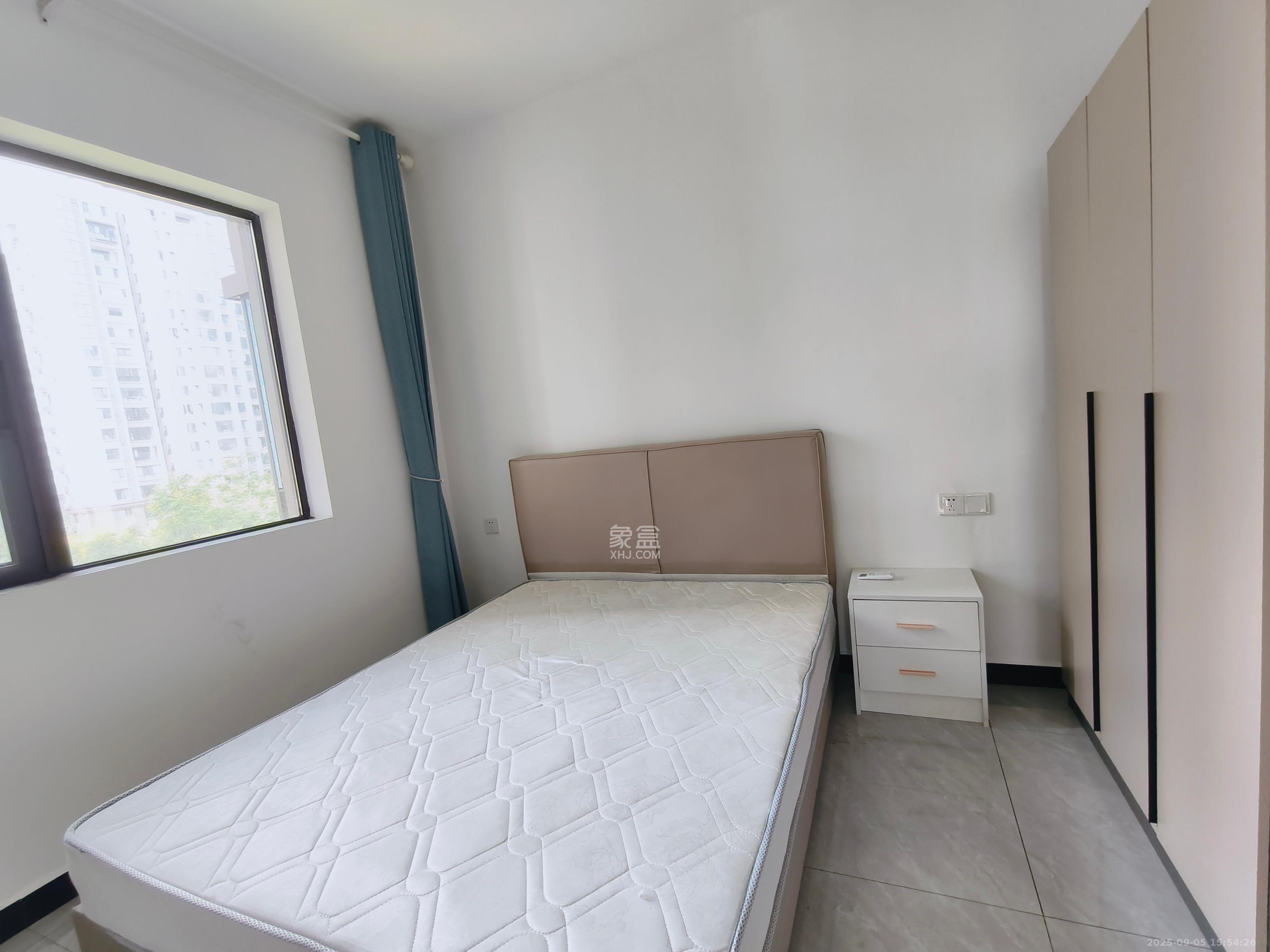 金广星苑  3室2厅2卫    2400.0元/月室内图