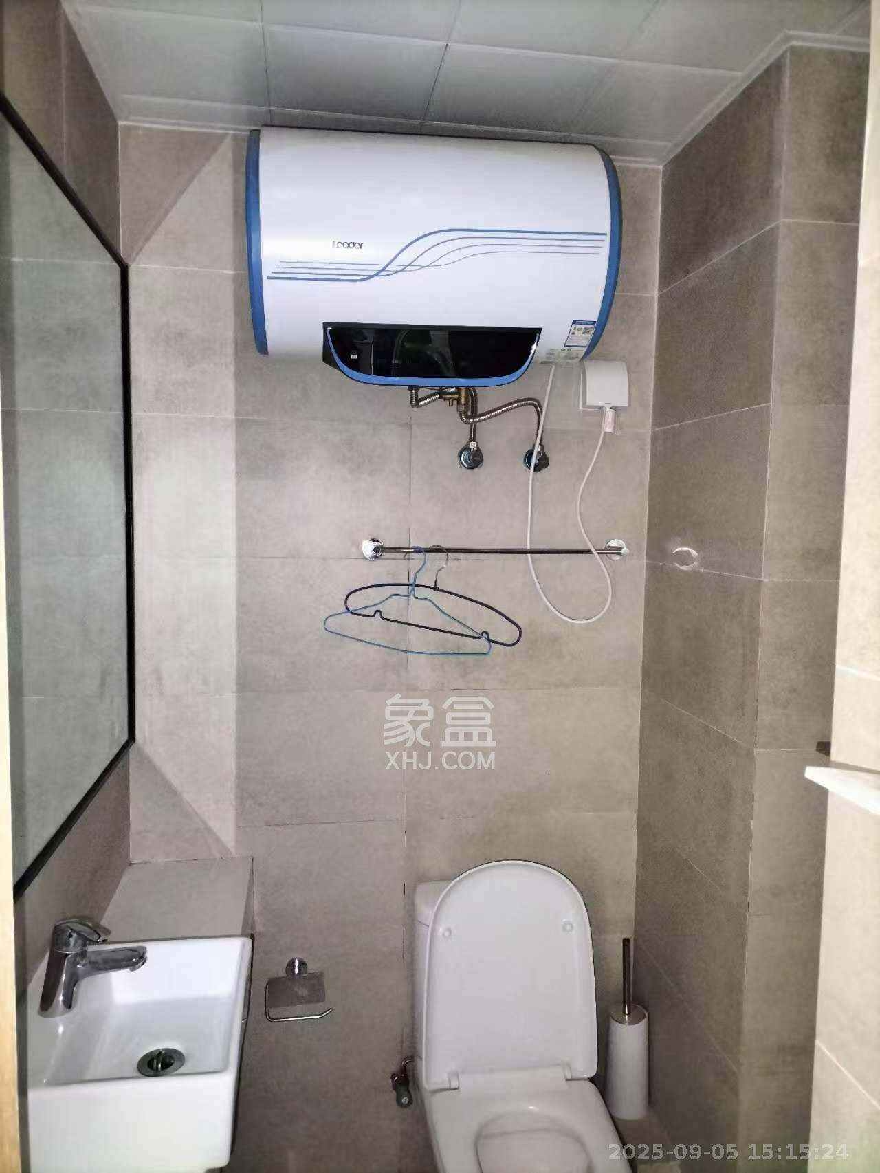 兰亭湾畔 1室1厅1卫 900.0元/月 兰亭湾畔 1室1厅1卫 900.0元/月室内图