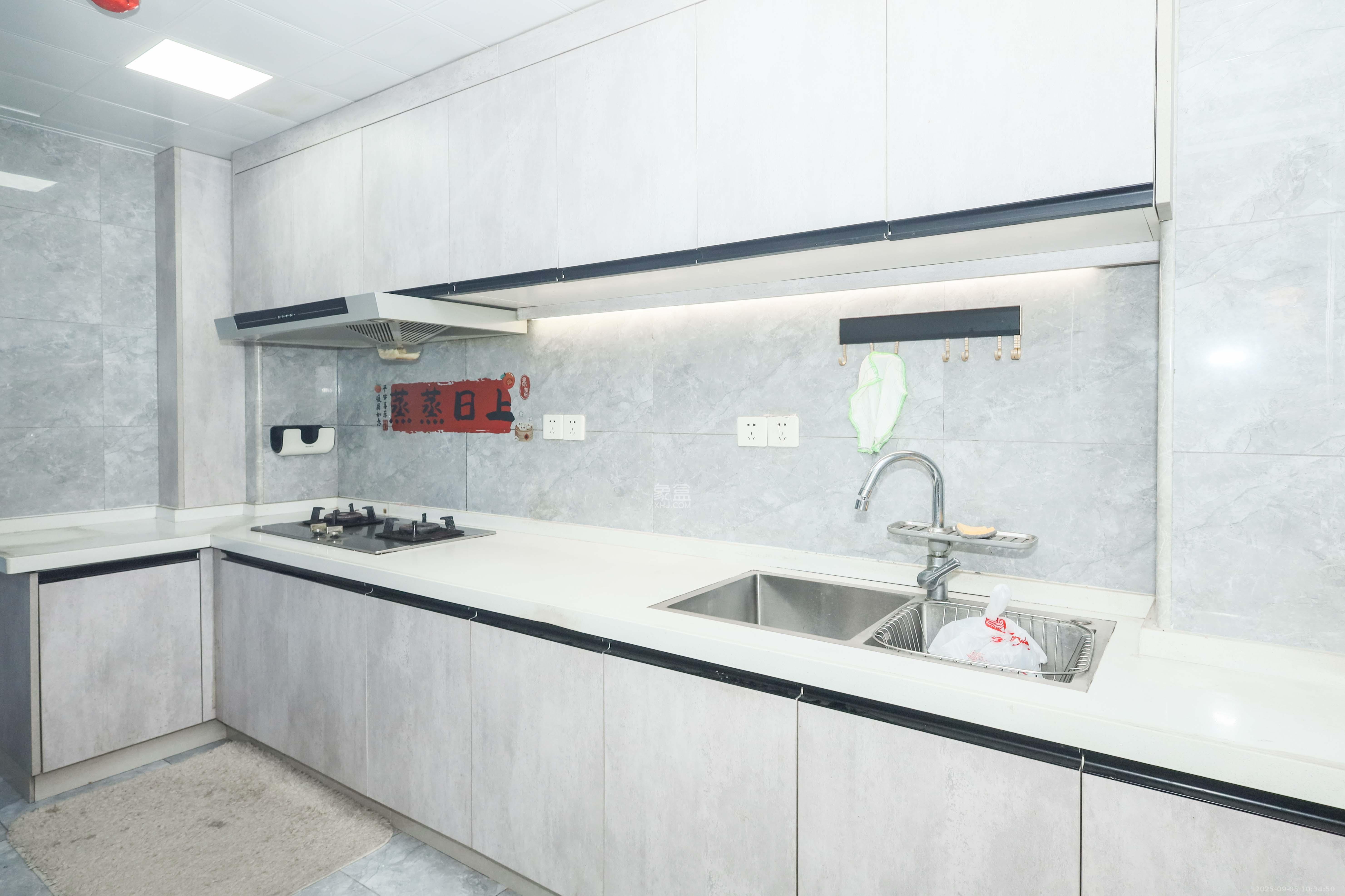 中国铁建梅溪青秀二期 3室2厅2卫 3500.0元/月 中国铁建梅溪青秀二期 3室2厅2卫 3500.0元/月室内图