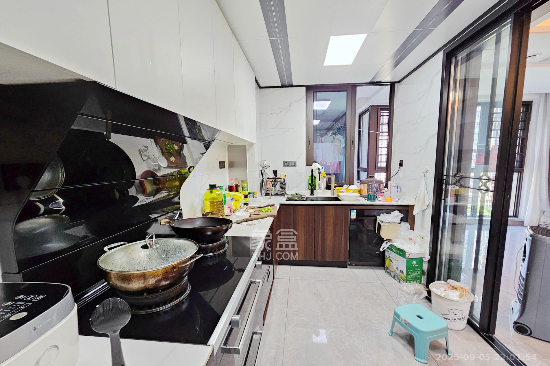 明昇壹城(明昇时代广场)二期  5室2厅3卫    438.0万 明昇壹城(明昇时代广场)二期  5室2厅3卫    438.0万其他