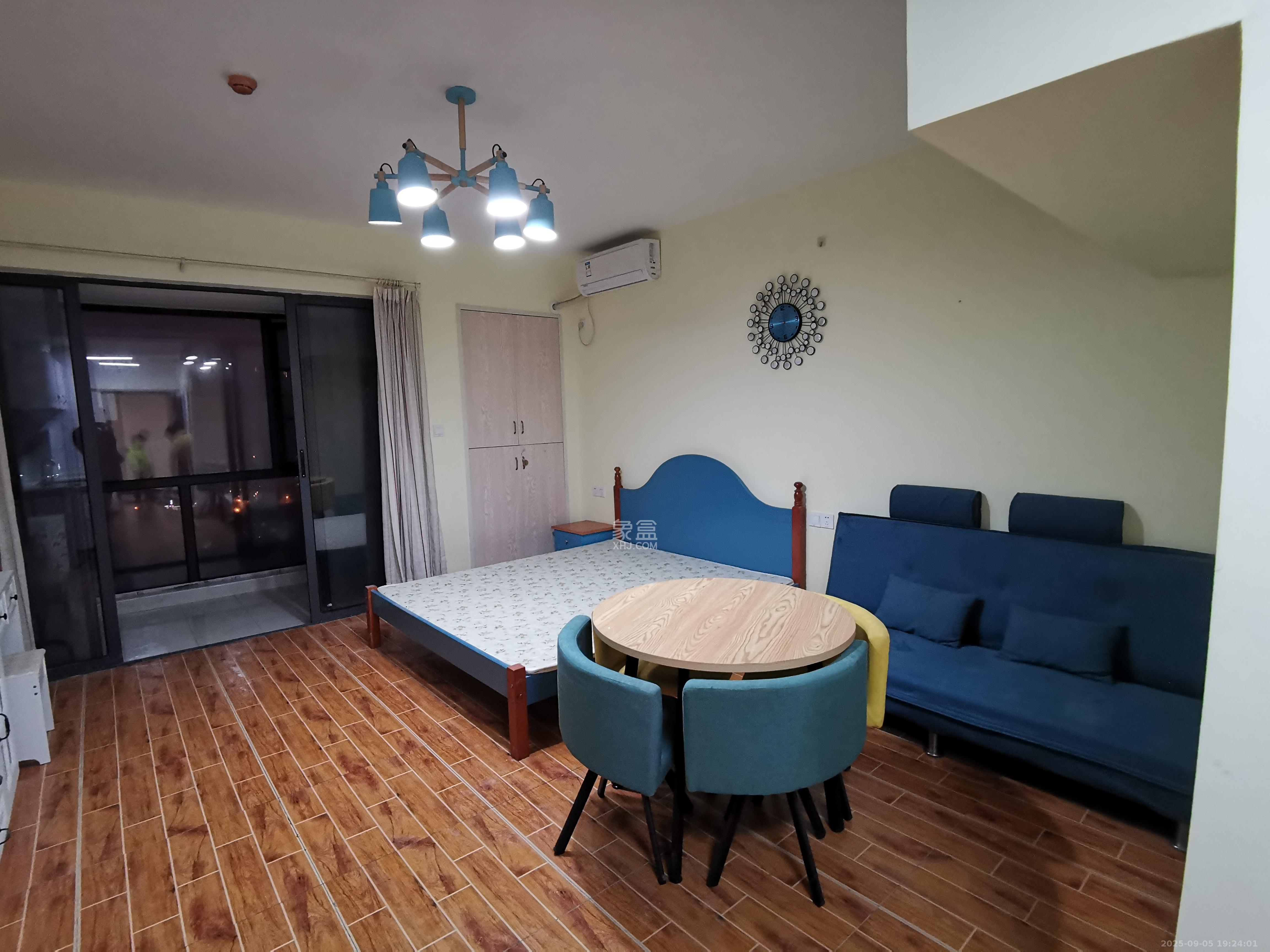 中交里城 1室1厅1卫 1680.0元/月 中交里城 1室1厅1卫 1680.0元/月室内图