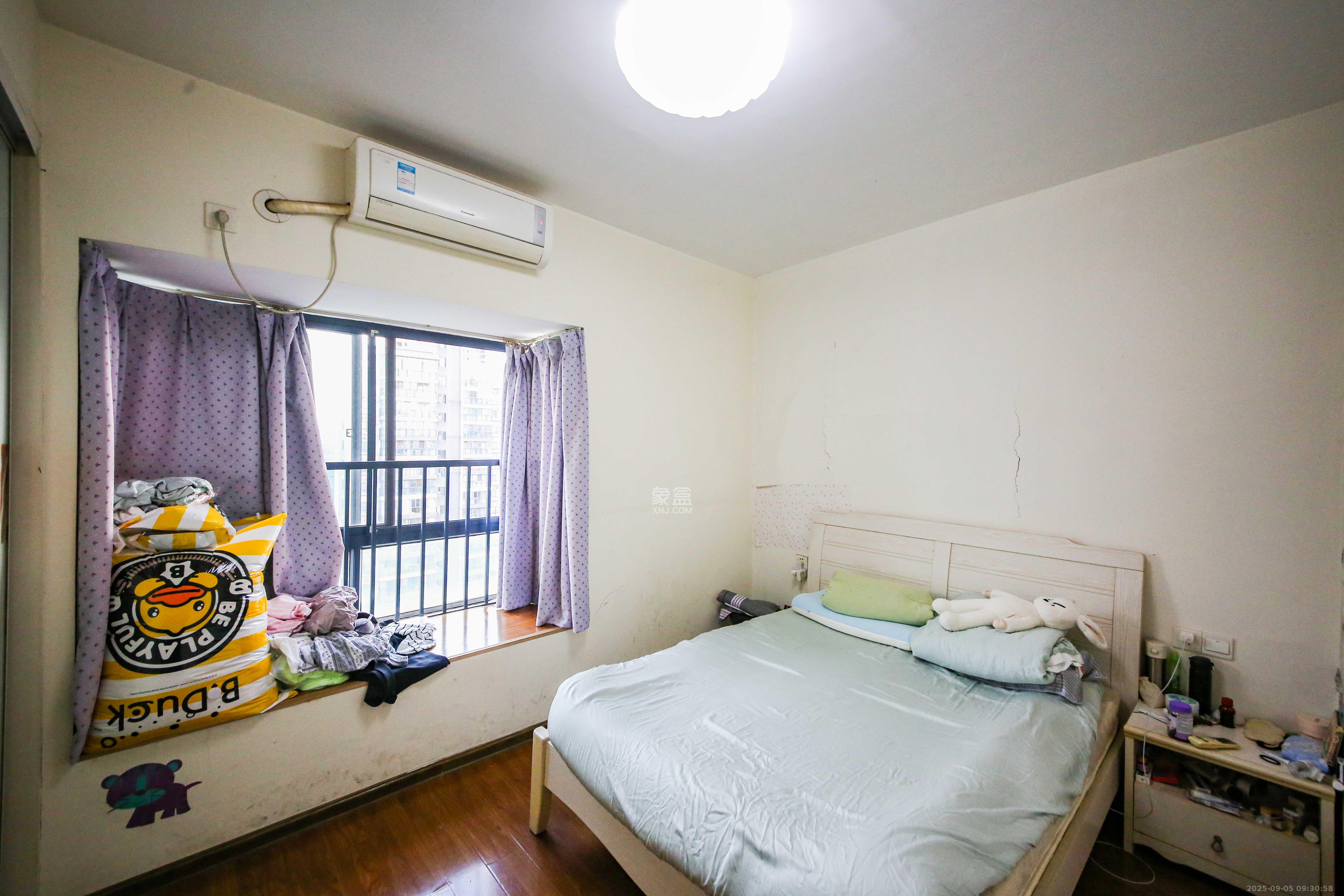 钱隆学府一、二期  2室2厅1卫    79.0万卧室