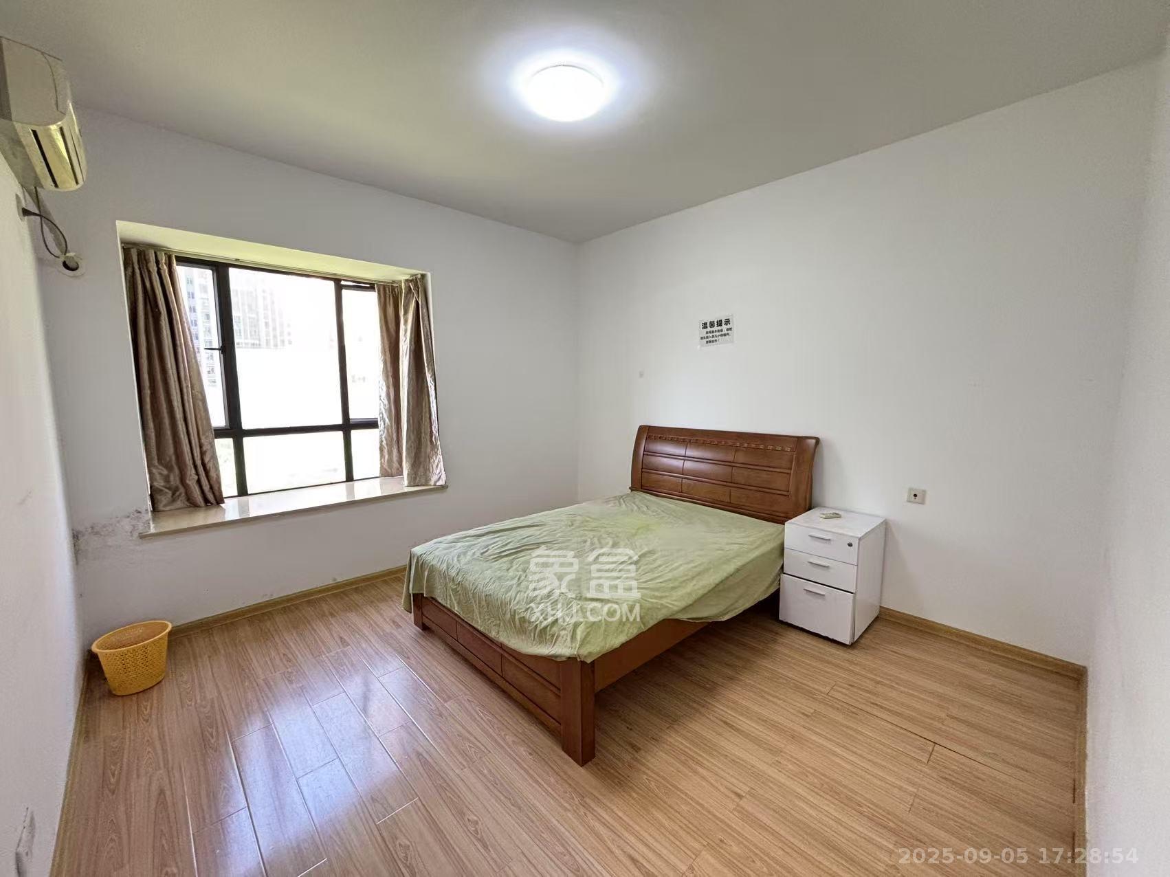 湘府名邸(同力家园) 4室2厅1卫 3000.0元/月 湘府名邸(同力家园) 4室2厅1卫 3000.0元/月室内图