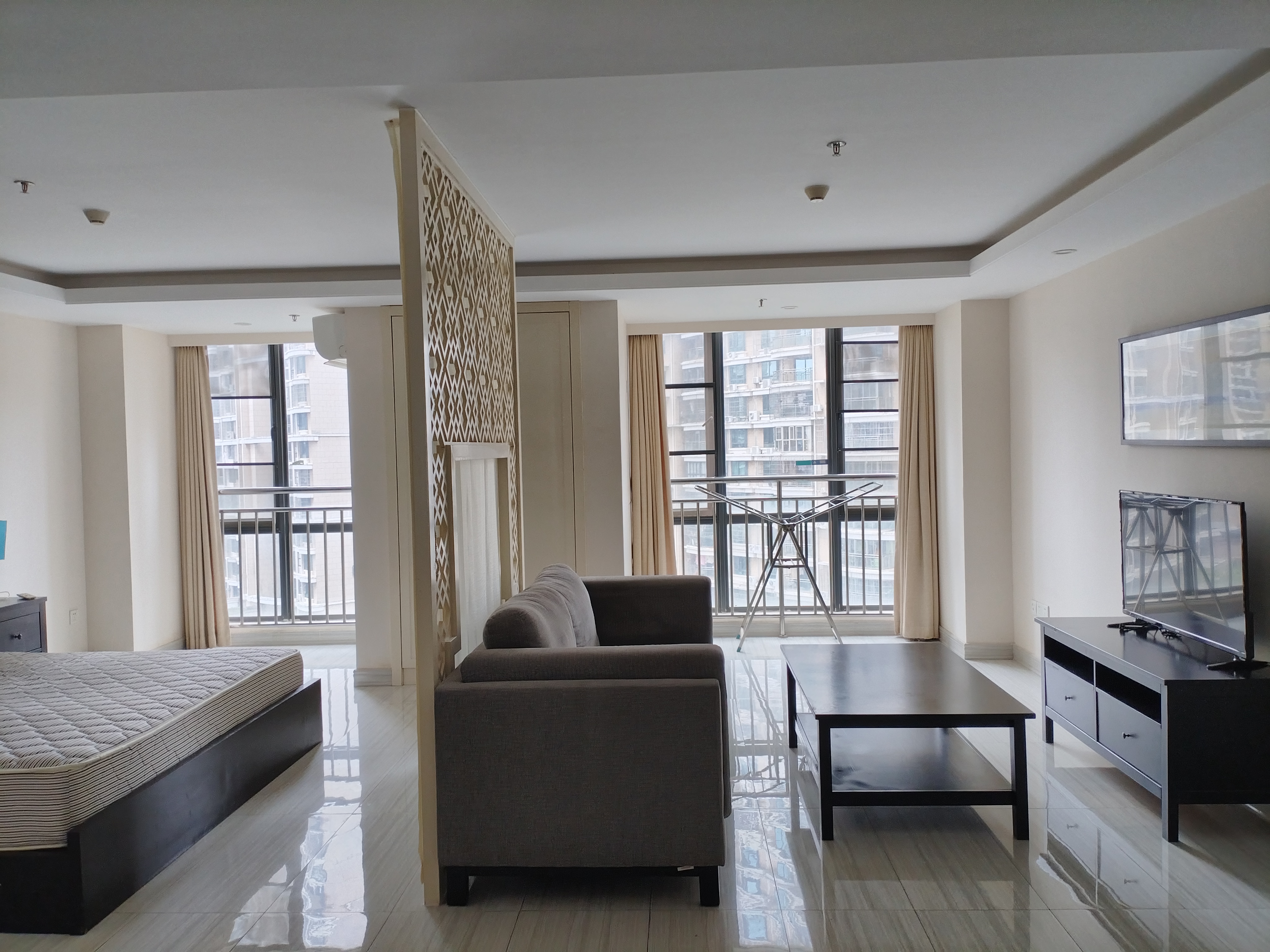 飞行公馆(同国兴城C区16栋) 1室1厅1卫 1800.0元/月 飞行公馆(同国兴城C区16栋) 1室1厅1卫 1800.0元/月室内图