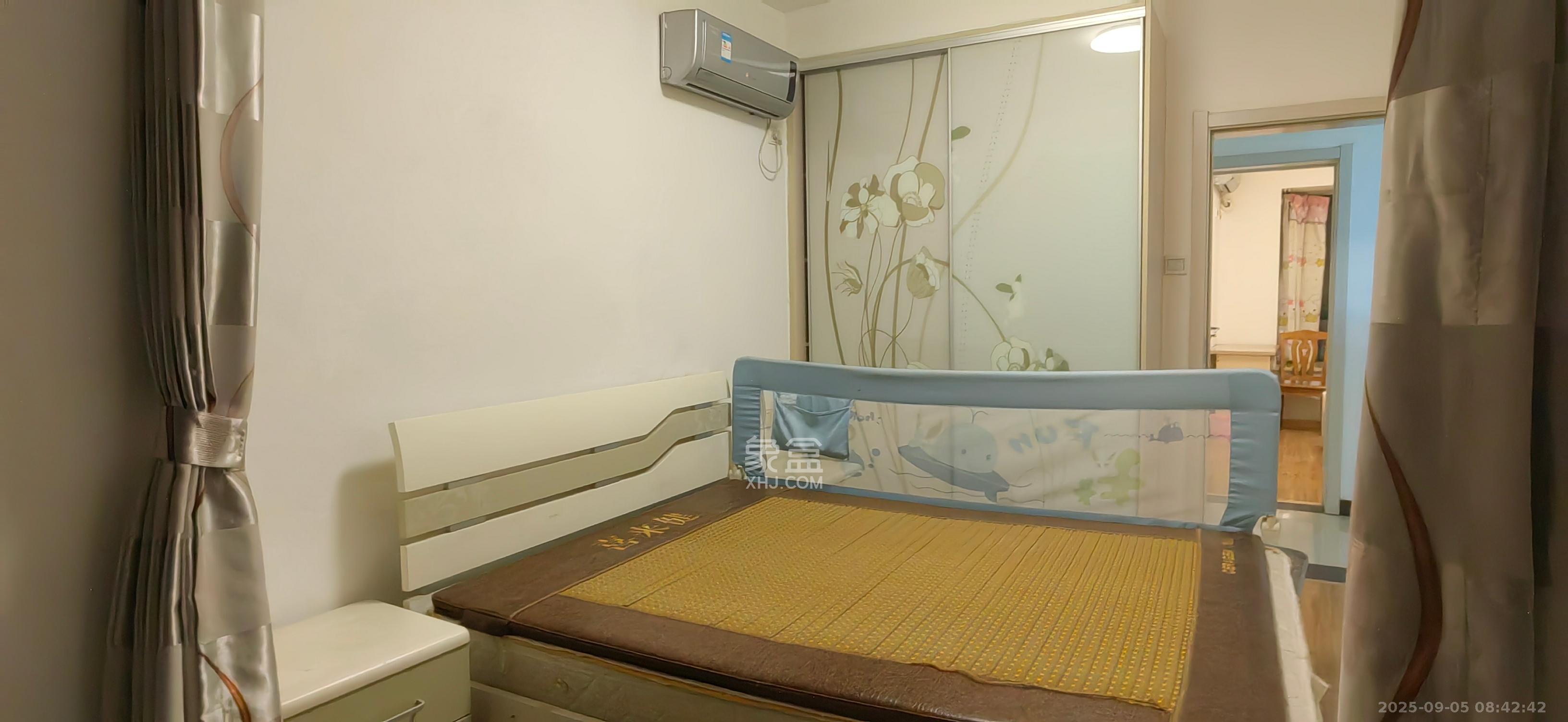 东玺门  3室1厅1卫   2500.00元/月室内图