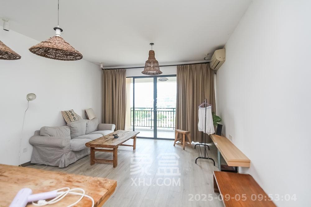 金域南外滩（望江佳园）  3室2厅2卫    4500.0元/月室内图