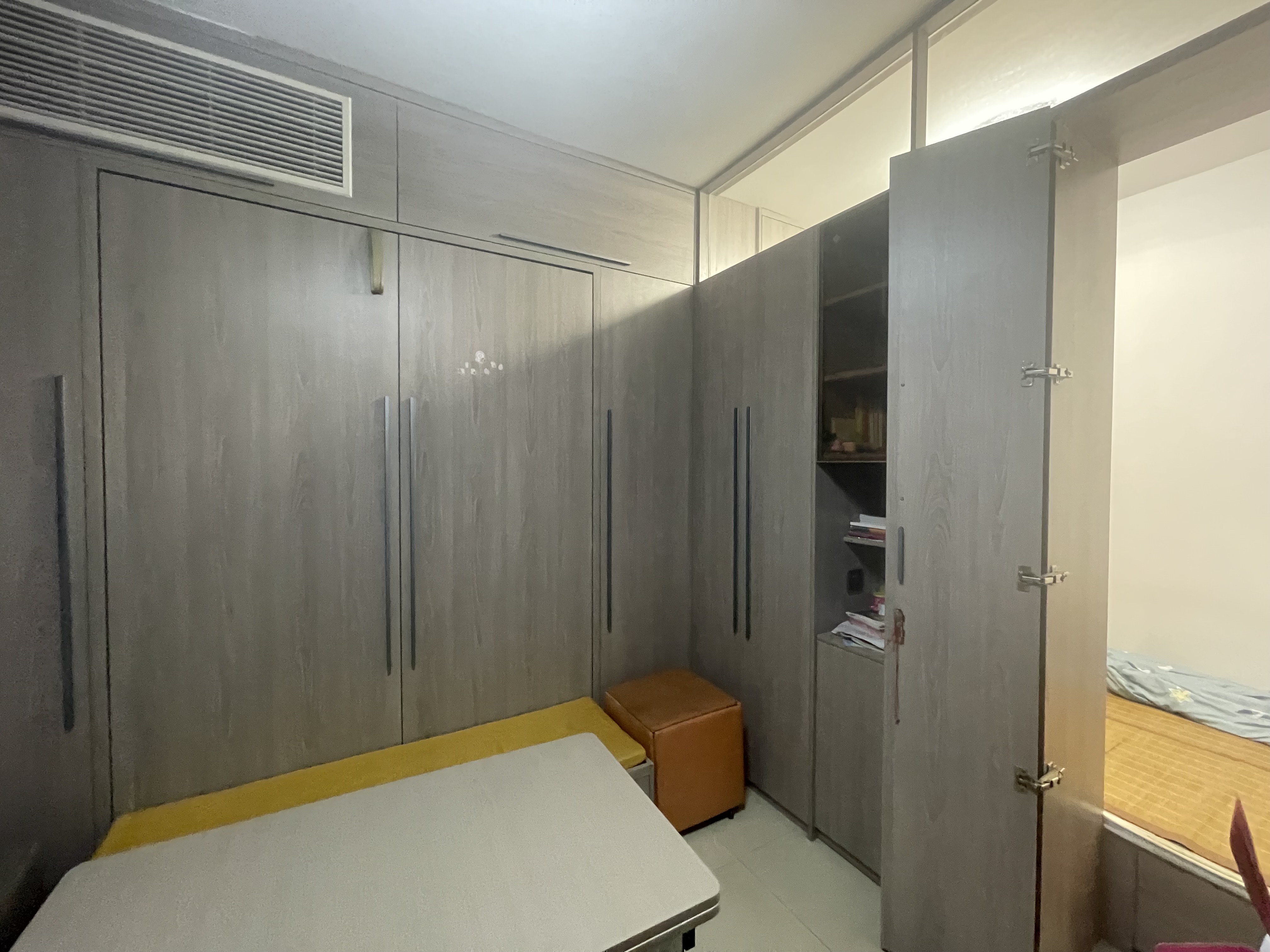 南沙公寓  1室1厅1卫    1300.0元/月 南沙公寓  1室1厅1卫    1300.0元/月室内图